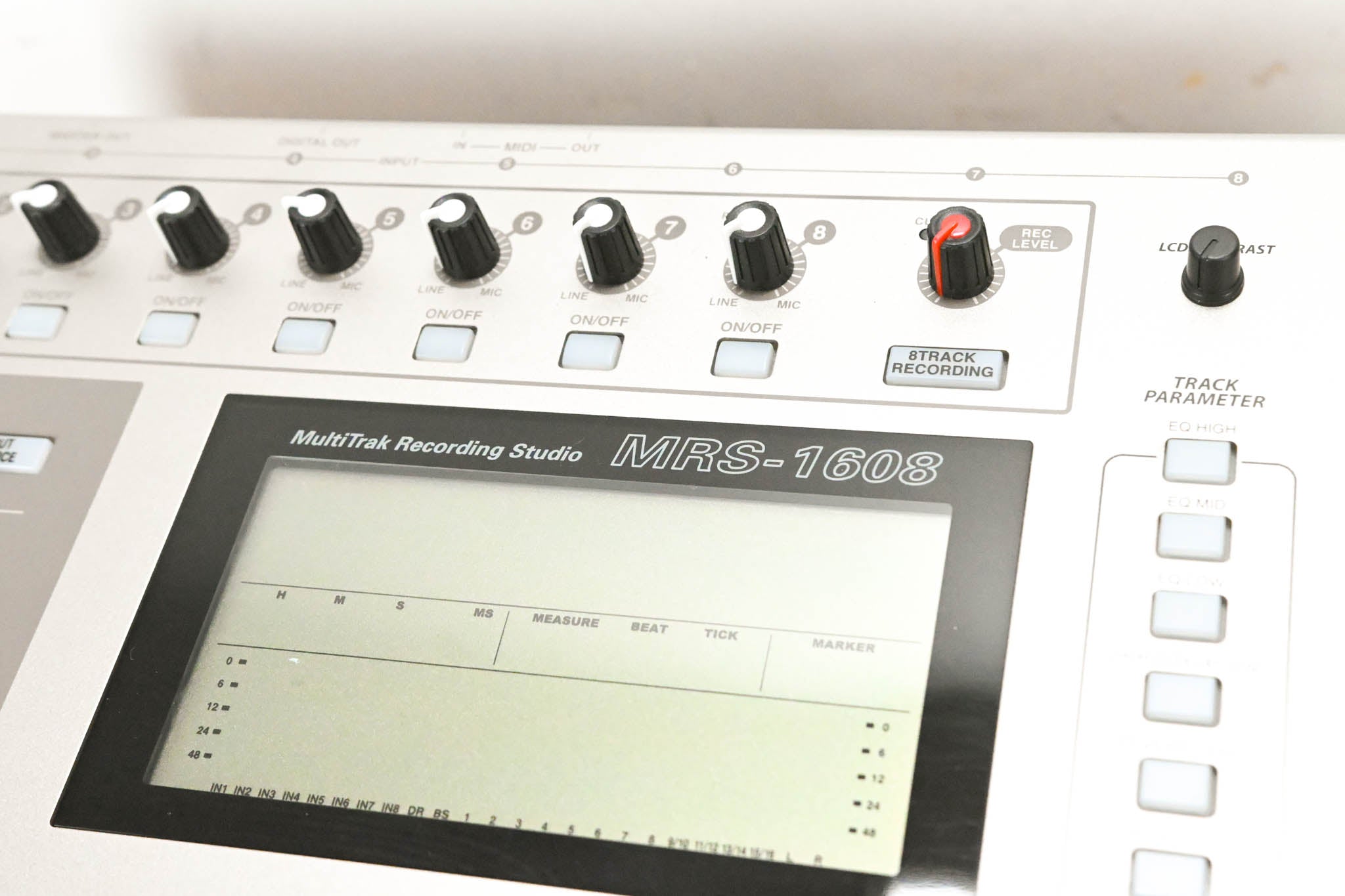 Zoom MRS-1608 16-Track Digital Multitracker (NO POWER SUPPLY)