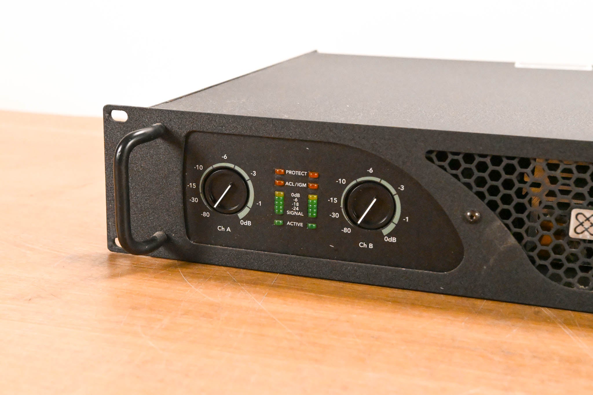 Crest Audio LT1000 2-Channel Power Amplifier