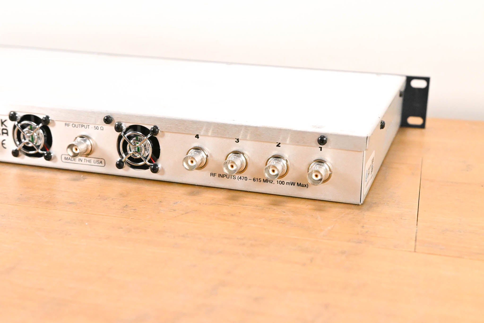 Lectrosonics M2C Active Antenna Combiner - 470-615 MHz