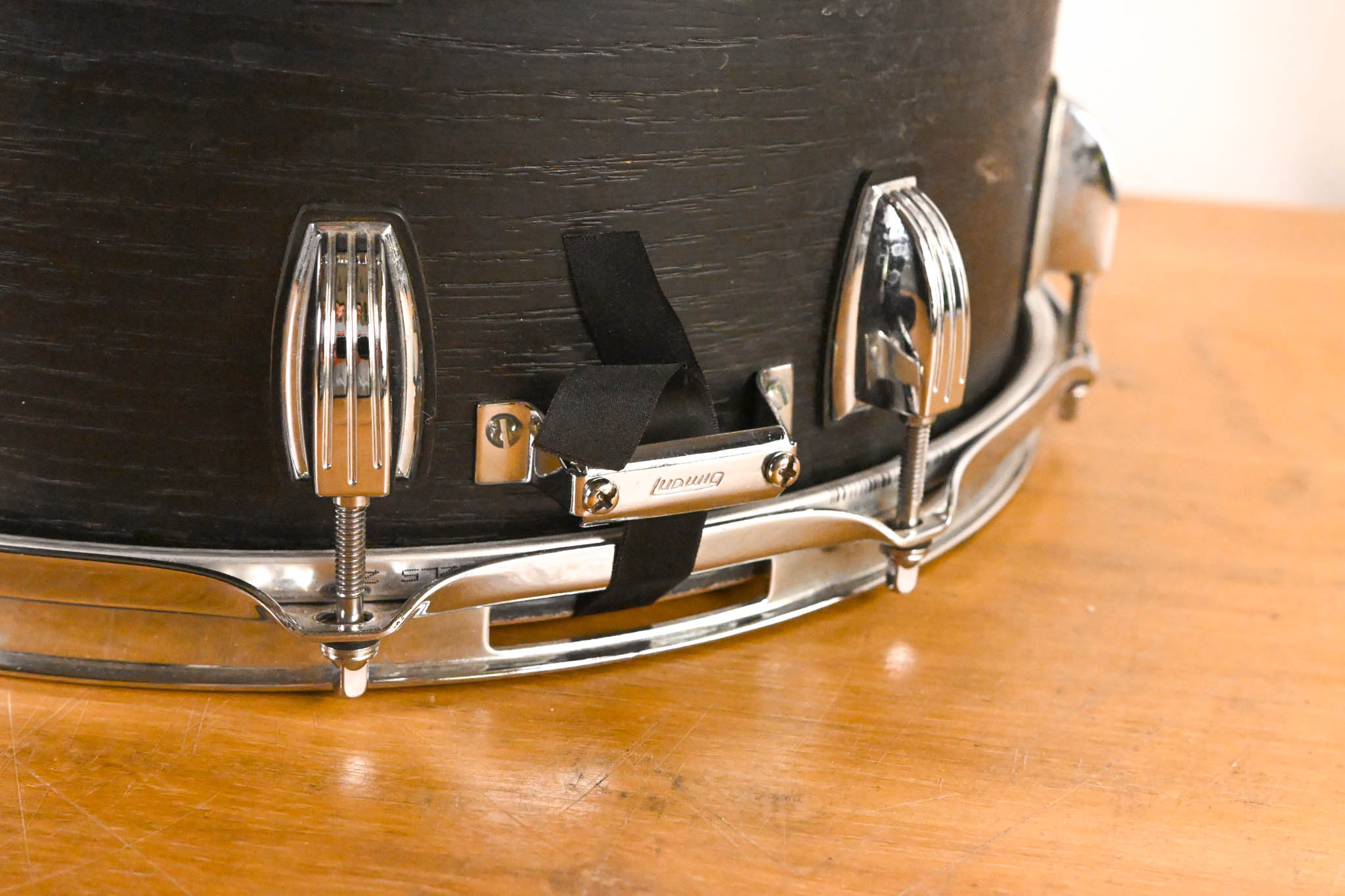 Ludwig Classic Maple 8x14" Snare Drum - Night Oak