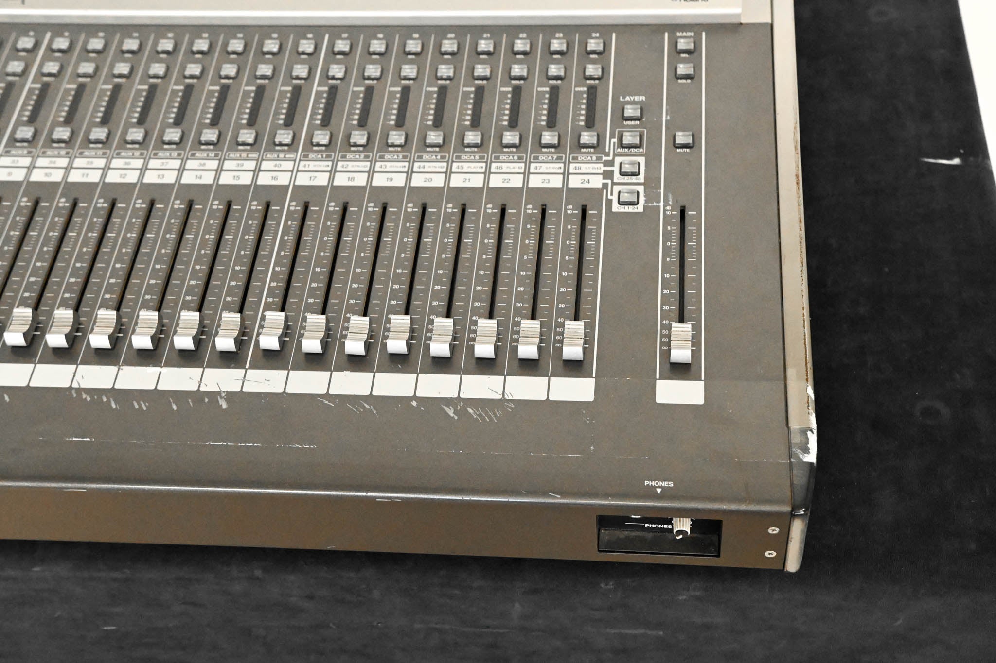 Roland M-400 48-Channel Live Digital Mixing Console