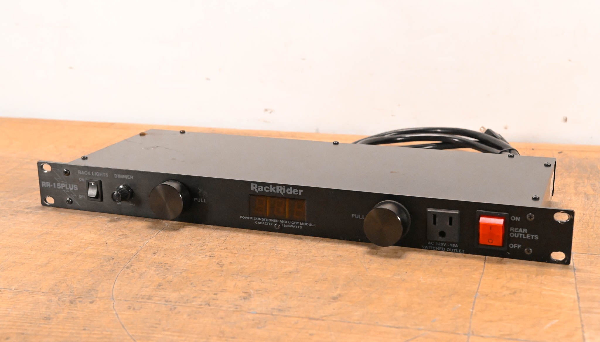 Furman RackRider RR-15PLUS 1RU Power Conditioner w/ Lights + V-Meter