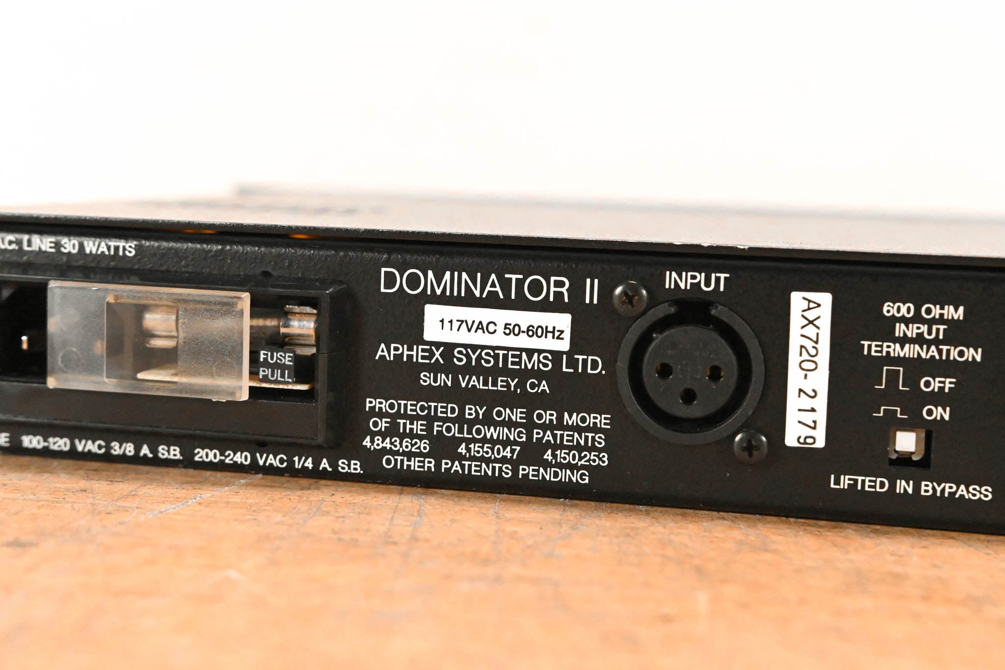 Aphex 720 DOMINATOR II Precision Multiband Peak Limiter