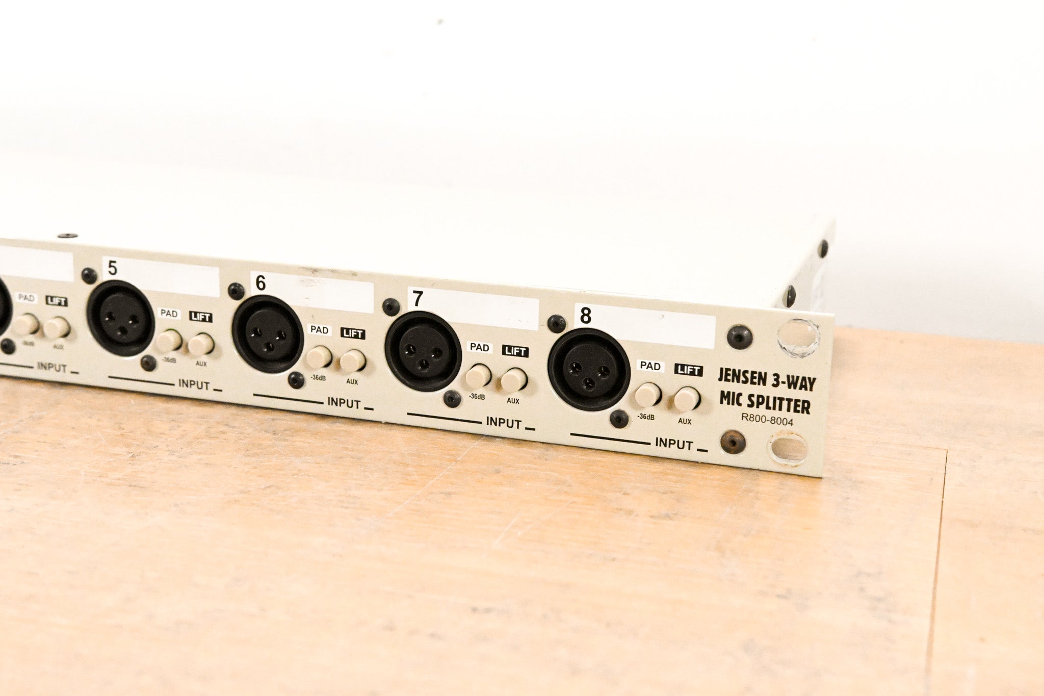 Radial Engineering OX8-j Jensen-Equipped 8-Channel Microphone Splitter