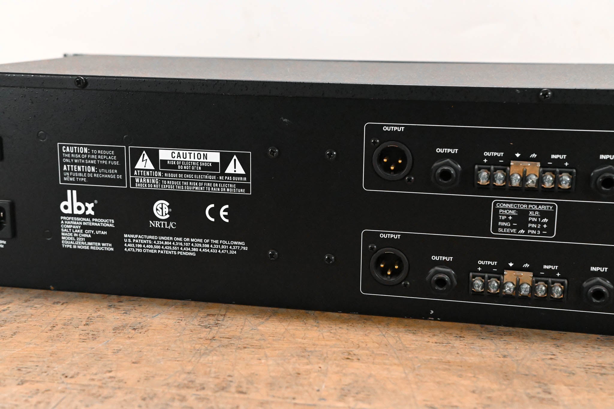 dbx 2231 Dual-Channel 31-Band Graphic Equalizer/Limiter