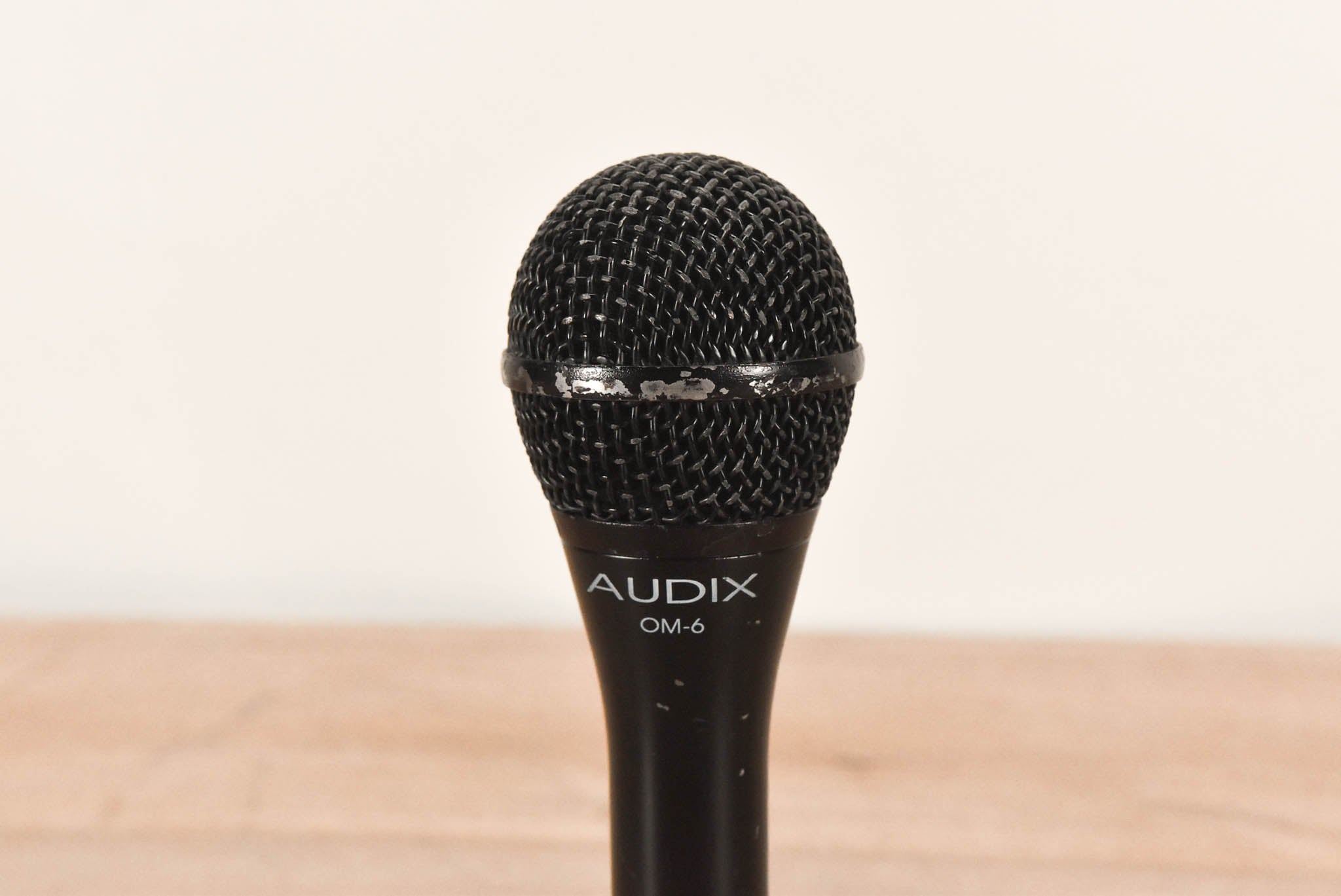 Audix OM6 Hypercardioid Dynamic Vocal Microphone