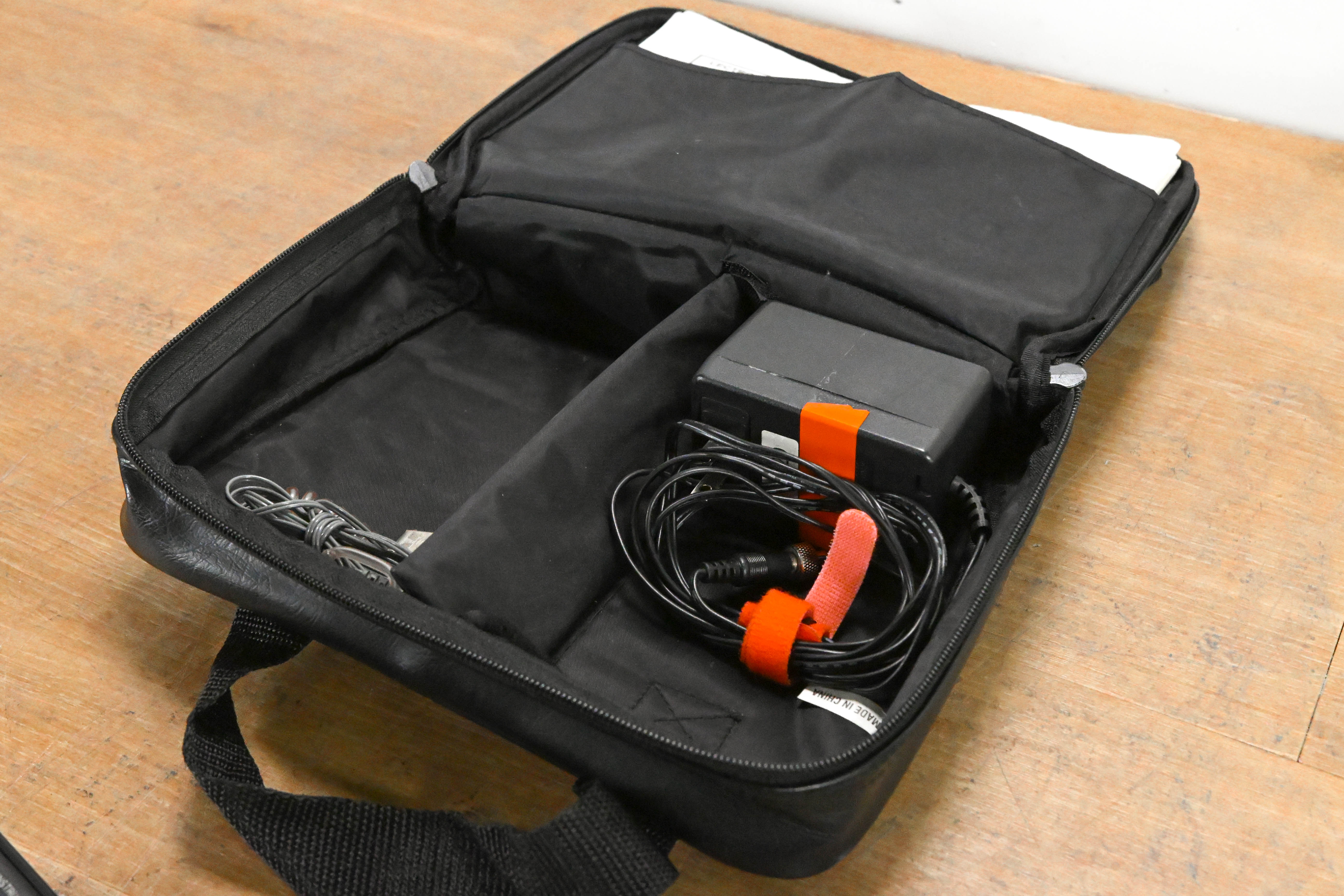 Lectrosonics T1 IFB Transmitter & R1a Receiver Block 21 w/ Case