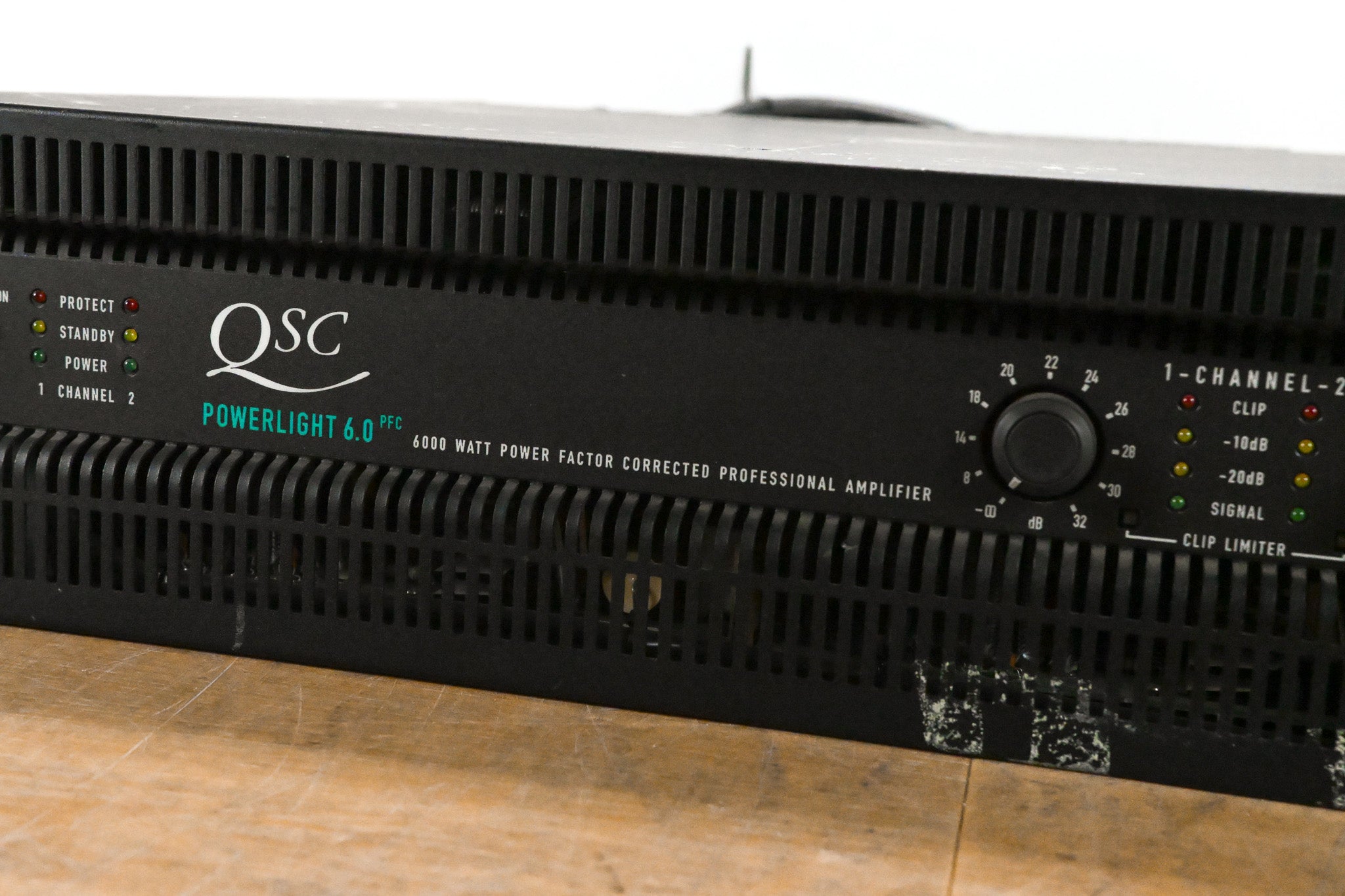 QSC PowerLight 6.0 PFC Power Factor Corrected 2-Channel Power Amplifier