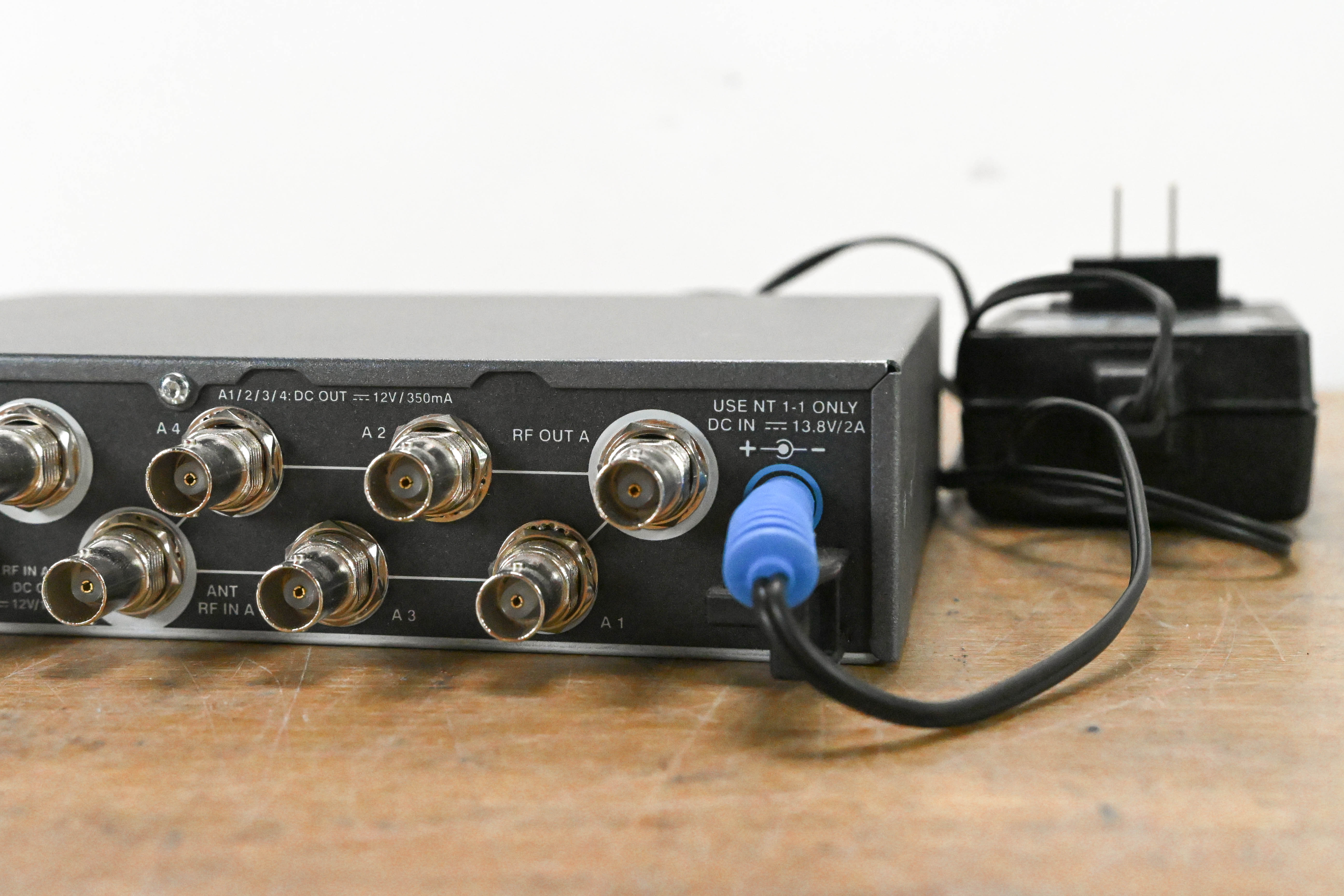 Sennheiser ASA 1 Active Antenna Splitter - 500-870 MHz