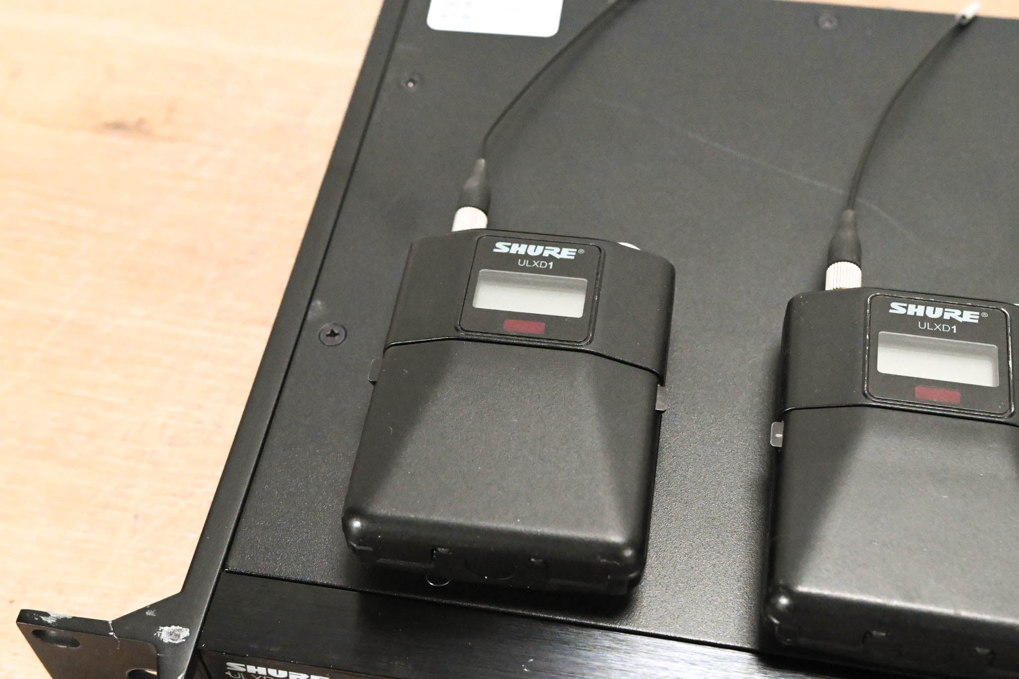 Shure ULXD4Q Digital Wireless Receiver w/ 4x ULXD1 Beltpacks - H50 Band