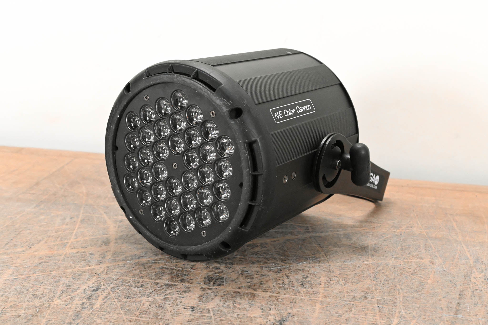 MEGA-LITE 4025 N-E Color Cannon LED Light