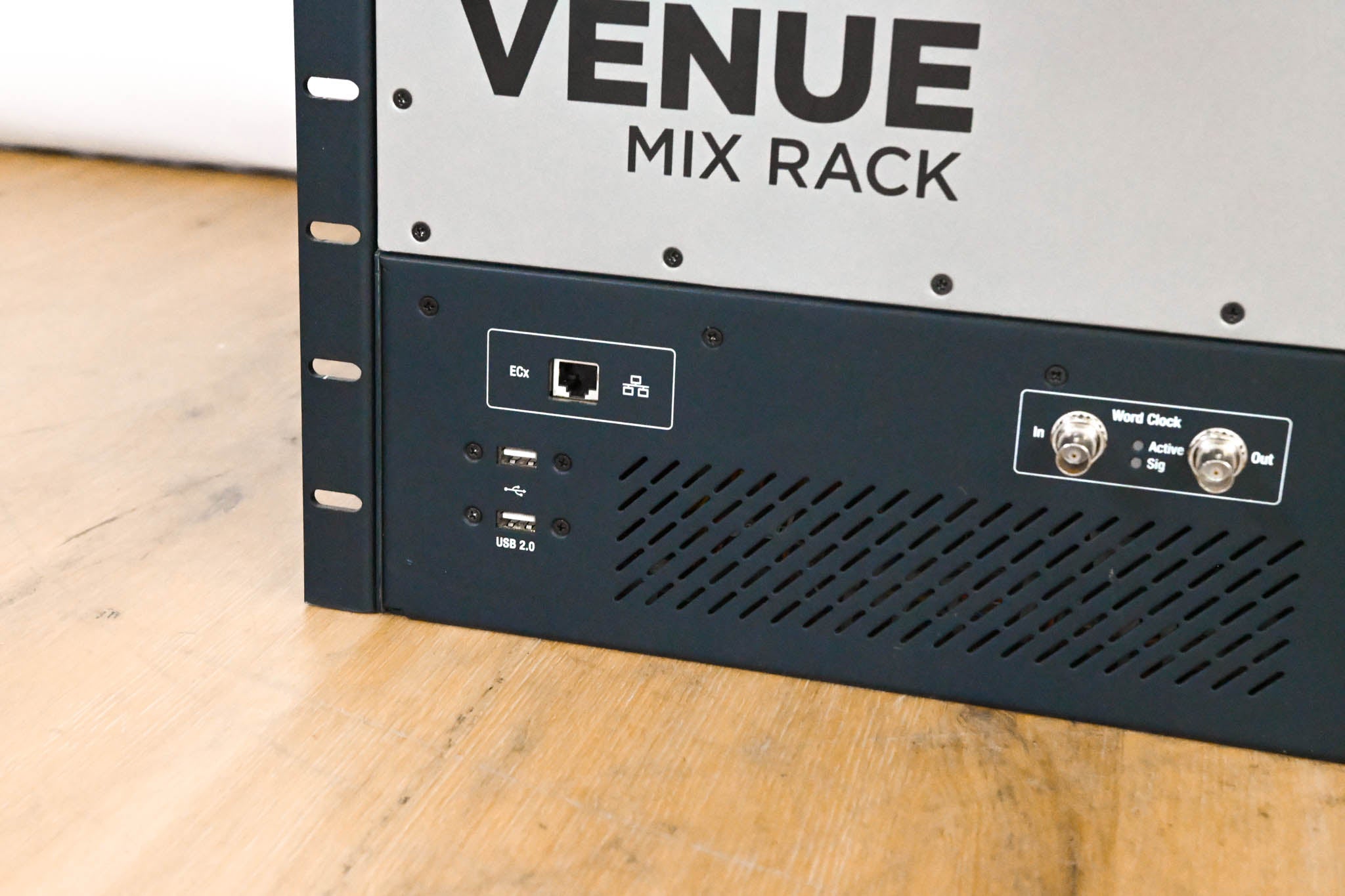 Digidesign VENUE Profile Digital Mixing Console with Mix Rack
