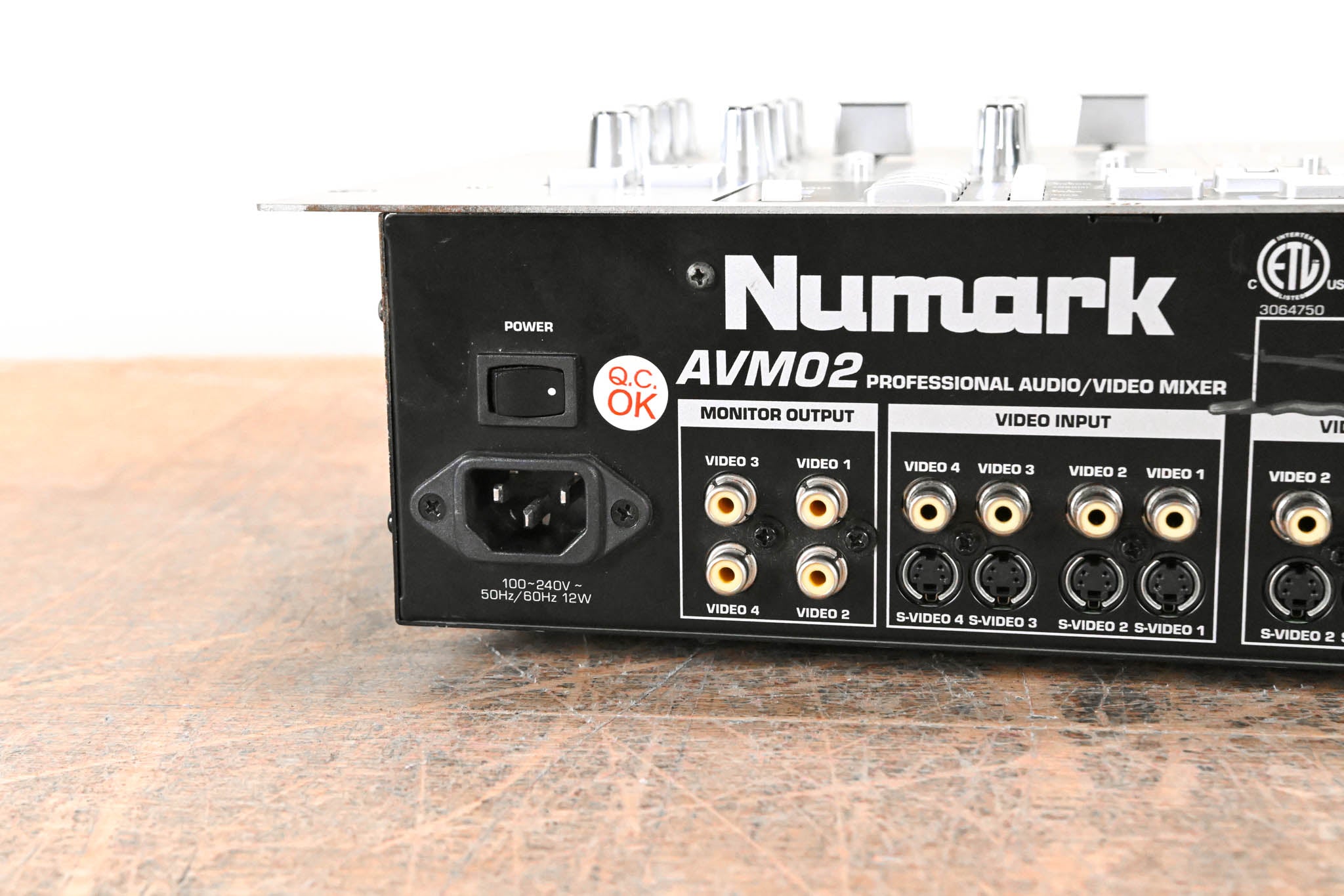 Numark AVM02 Professional Audio/Video Mixer