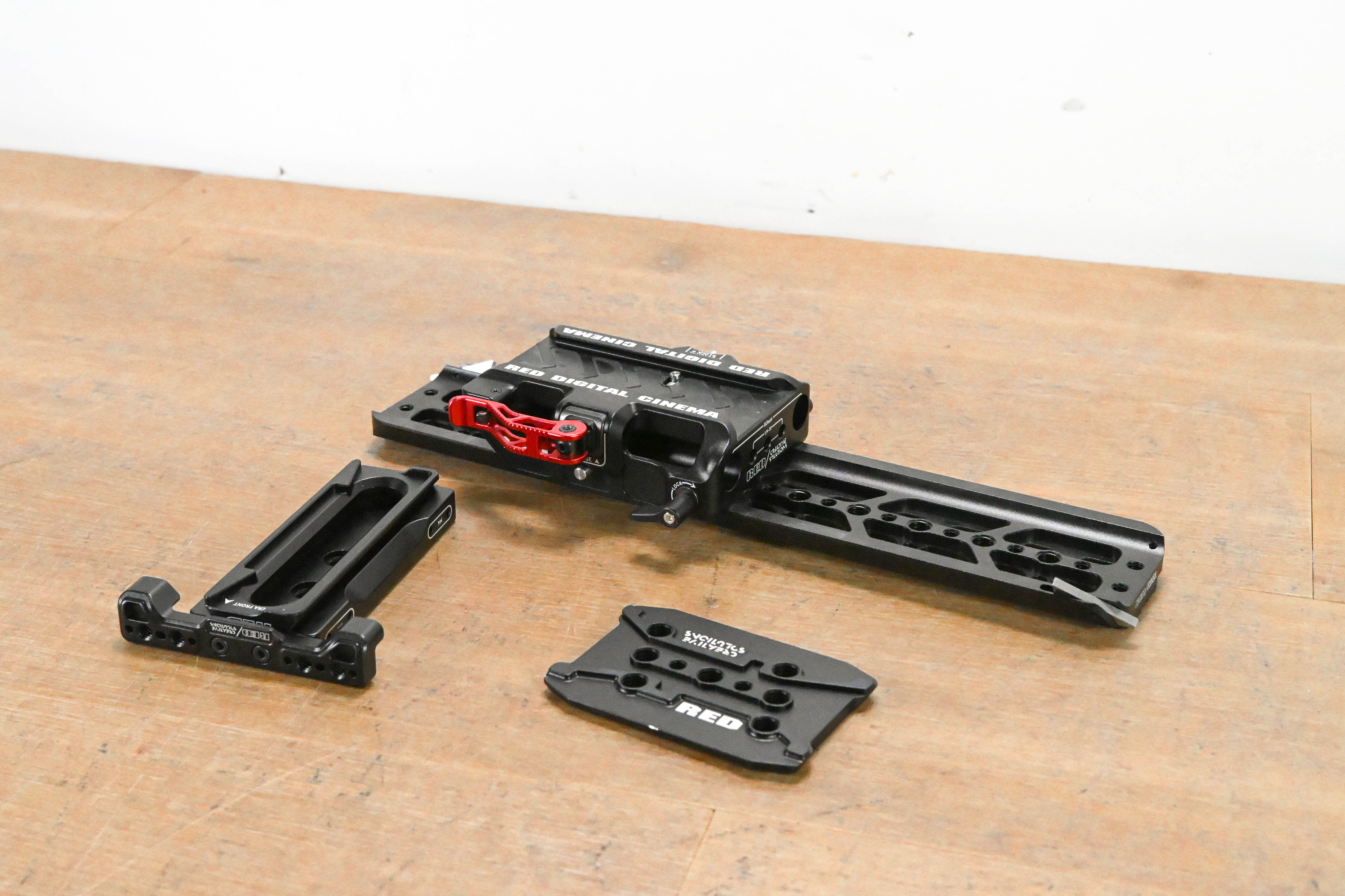 RED Digital Cinema V-RAPTOR QR Platform w/ Arca & Dovetail Plate