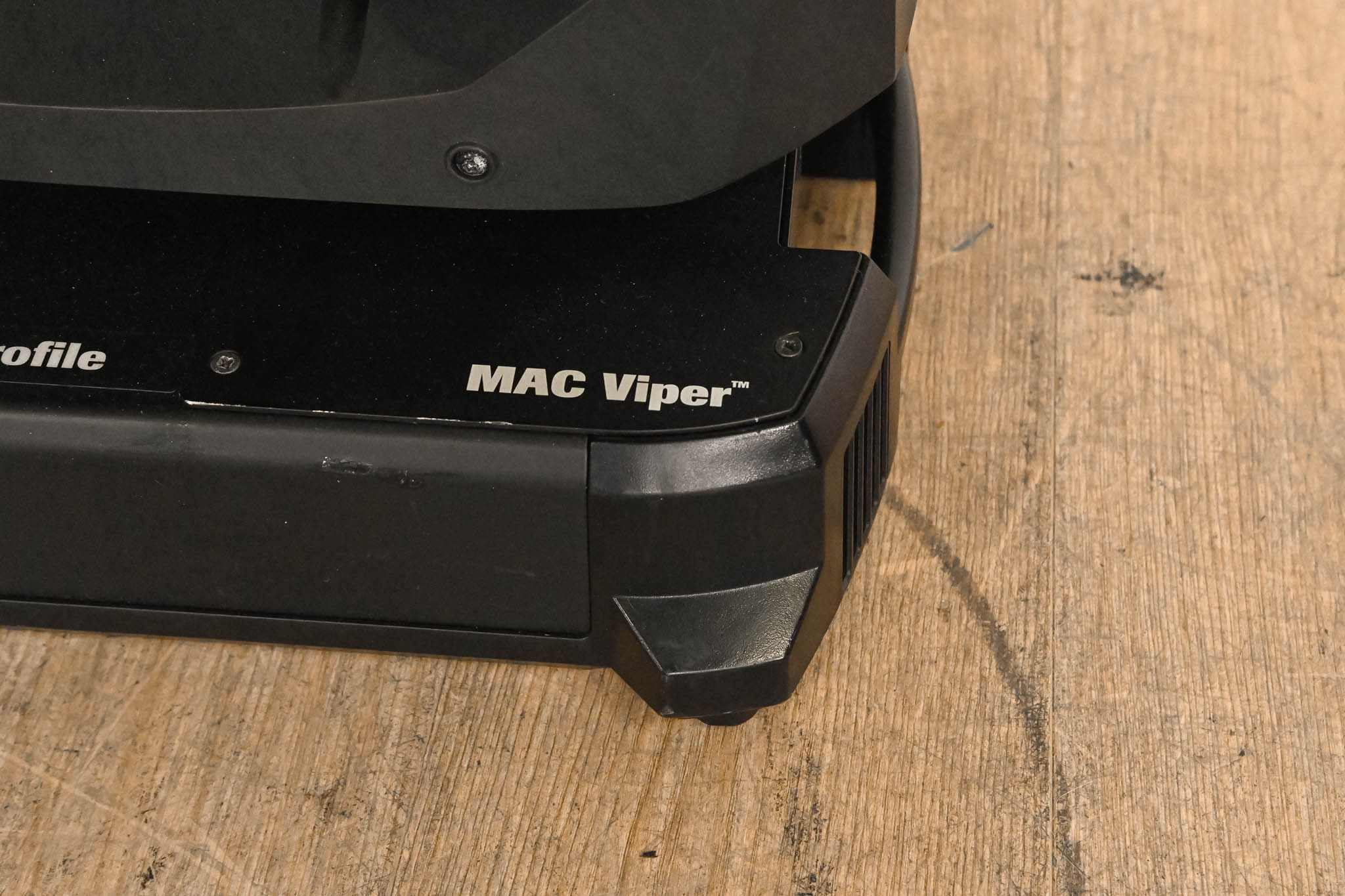 Martin MAC Viper Profile High Output Discharge-Based Moving Light