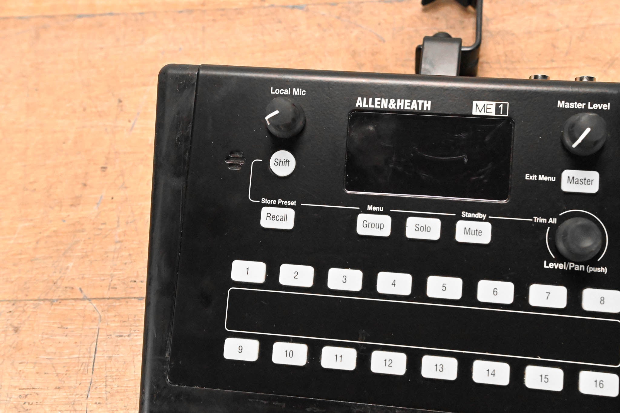 Allen & Heath ME-1 Personal Monitor Mixer