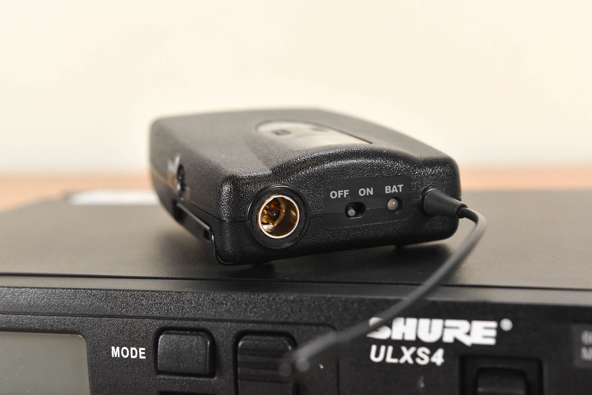 Shure ULXS14 Belt Pack Wireless System - 662-698 MHz (NO POWER SUPPLY)