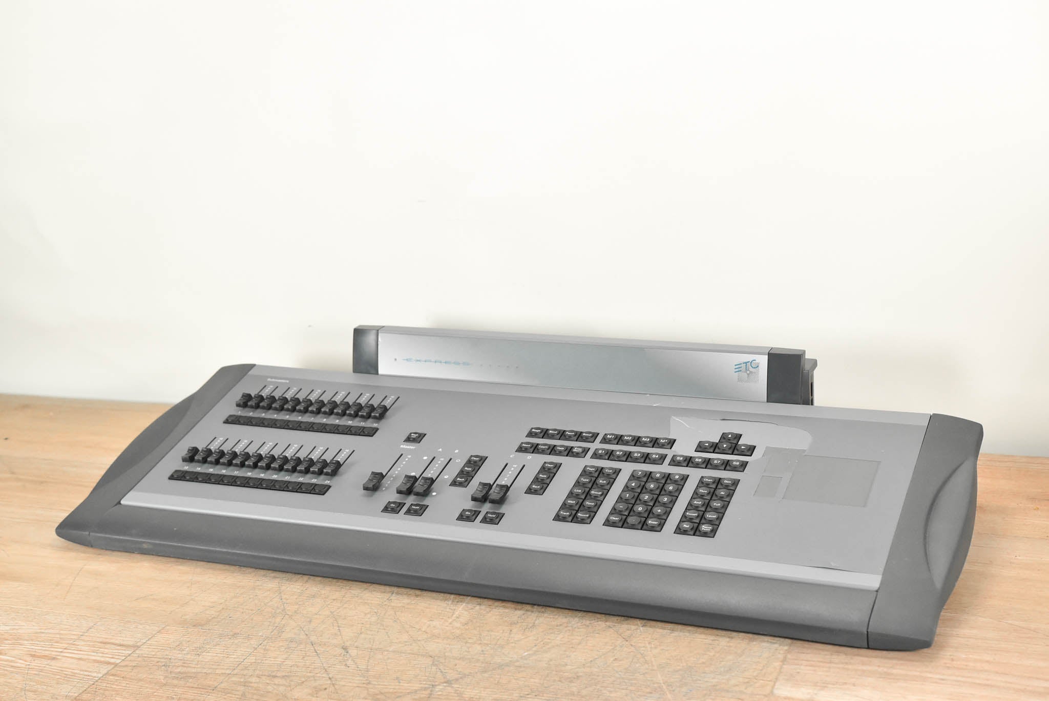 ETC Express 125 Lighting Control Console (NO POWER SUPPLY)