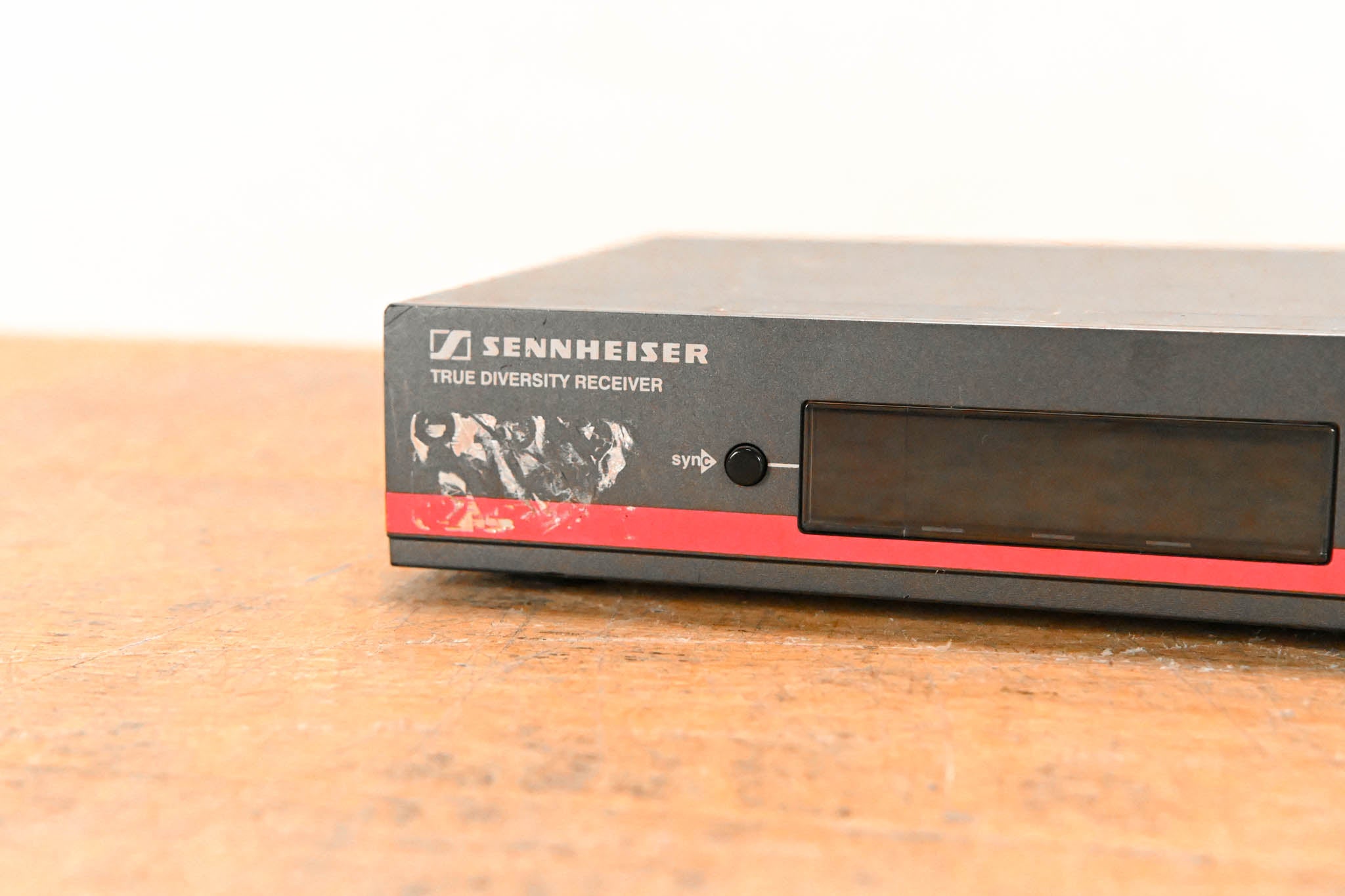 Sennheiser EM 100 G3 Wireless Receiver - 626-668 MHz (NO POWER SUPPLY)