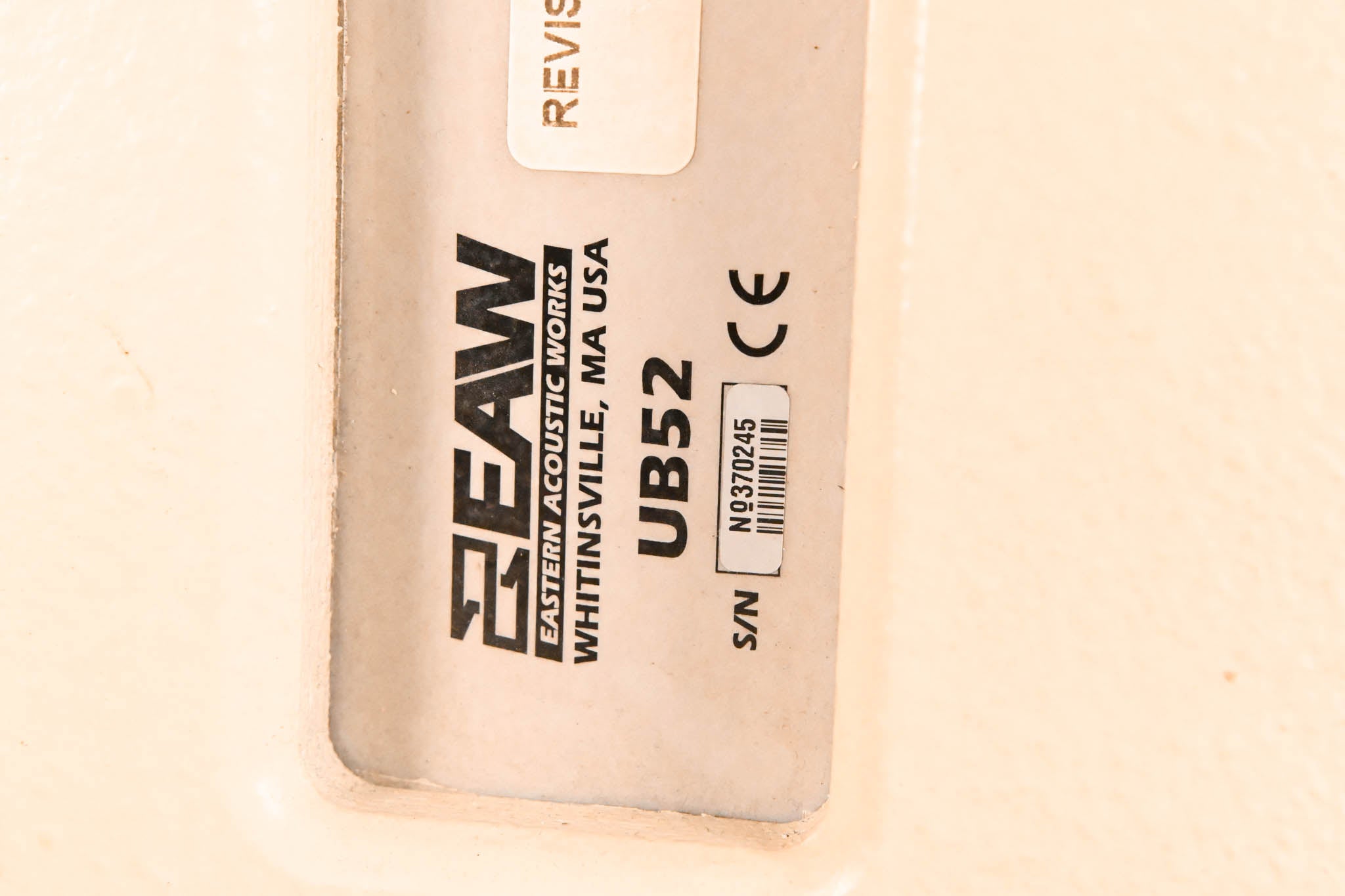 EAW UB52 Two-Way Full-Range Loudspeaker (PAIR)