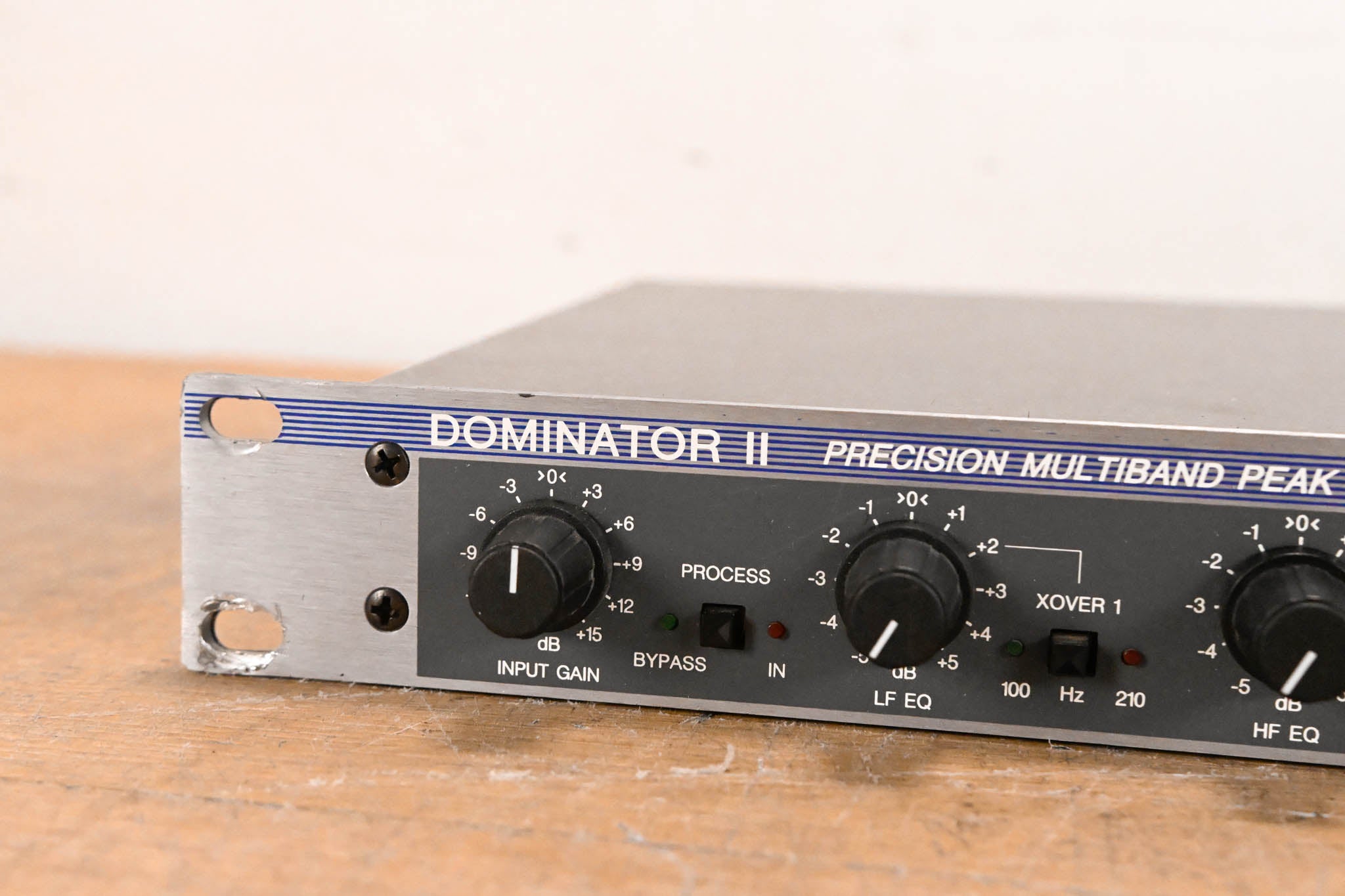 Aphex 720 DOMINATOR II Precision Multiband Peak Limiter