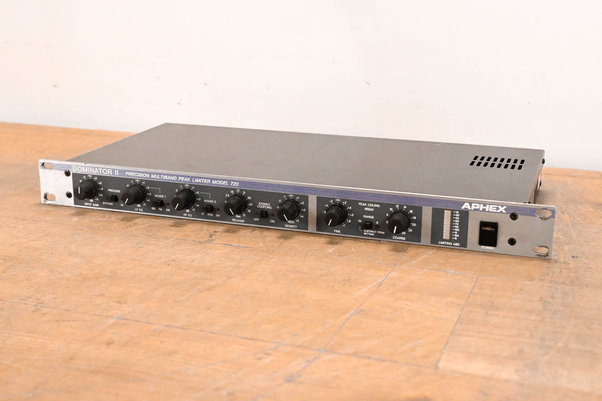 Aphex 720 DOMINATOR II Precision Multiband Peak Limiter