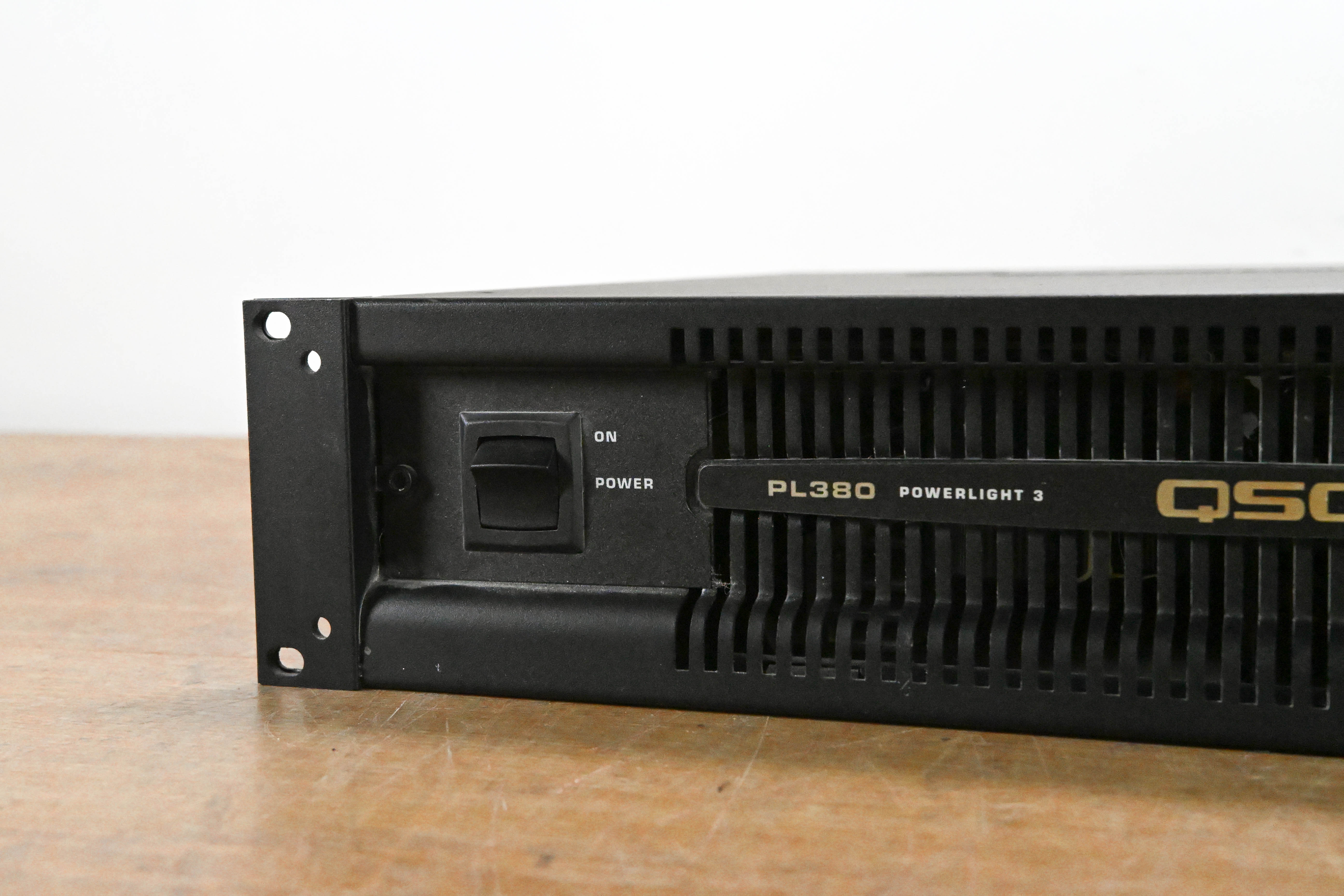 QSC PL380 Powerlight 3 Series 2-Channel Power Amplifier