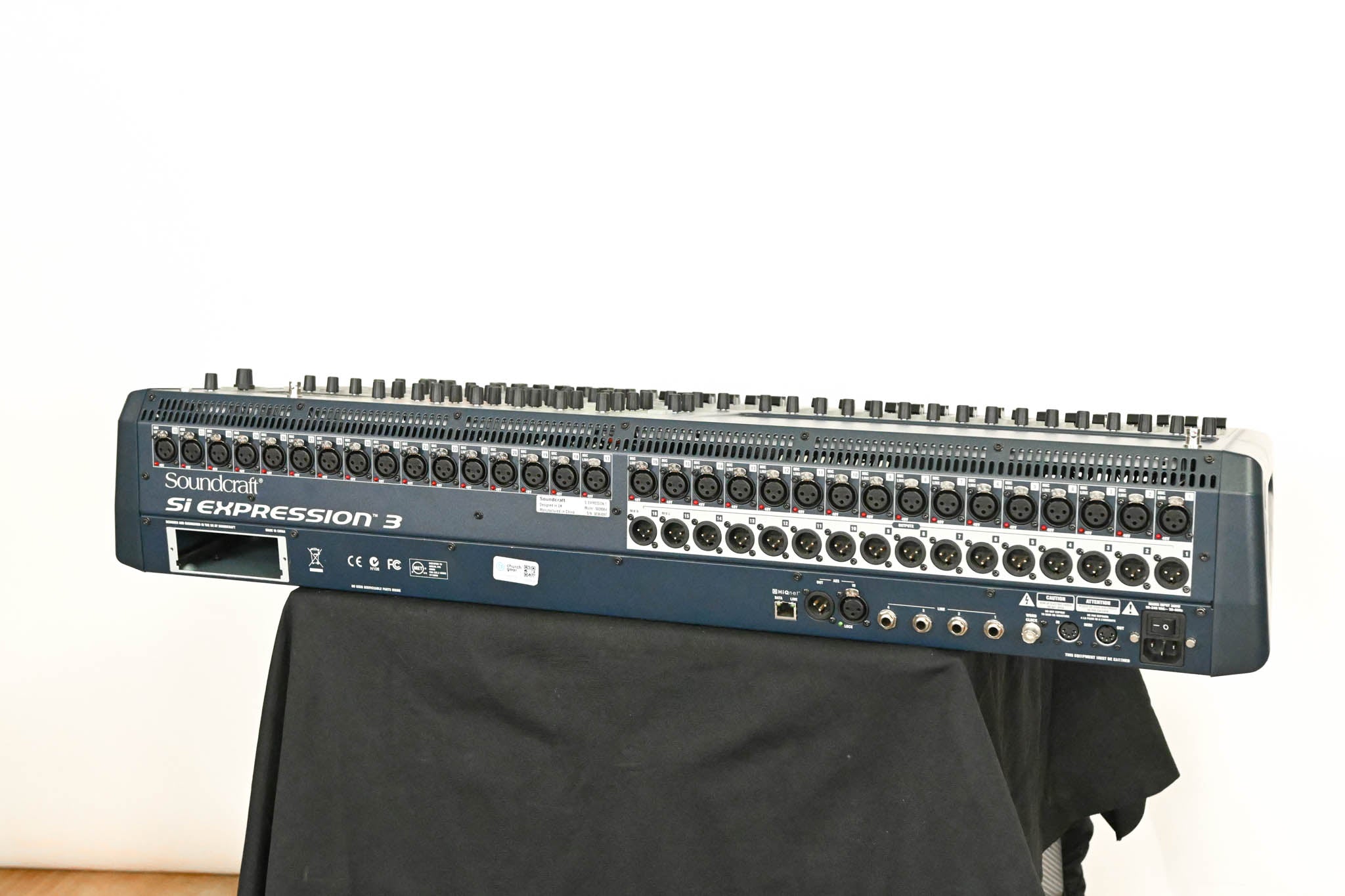 Soundcraft Si Expression 3 32-Channel Digital Mixer