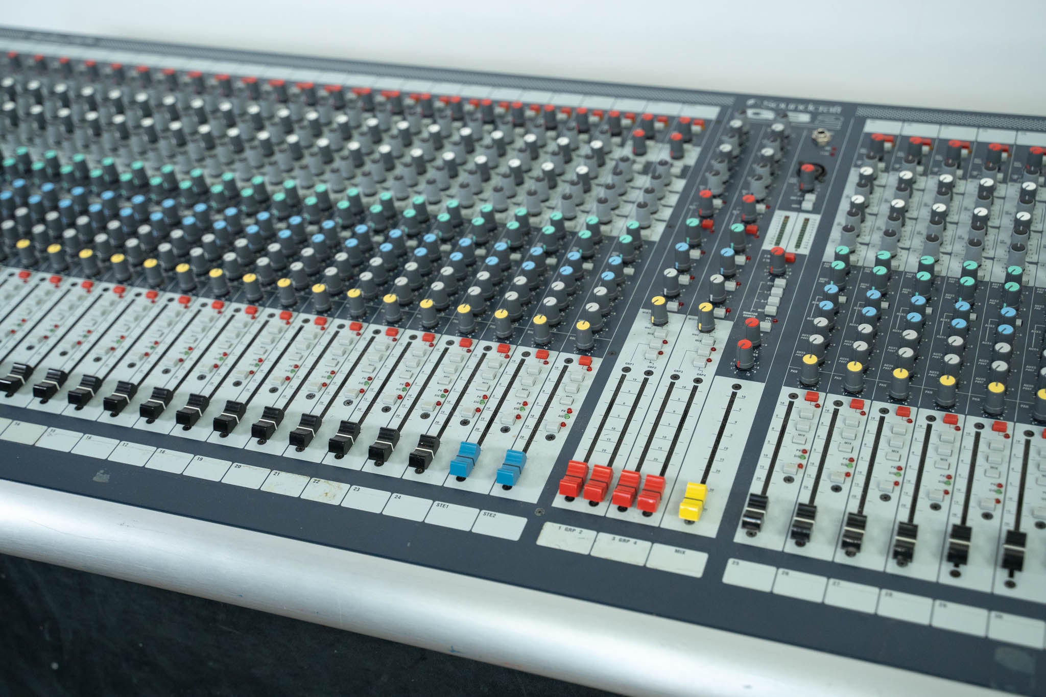 Soundcraft GB2 32-Channel Analog Mixer