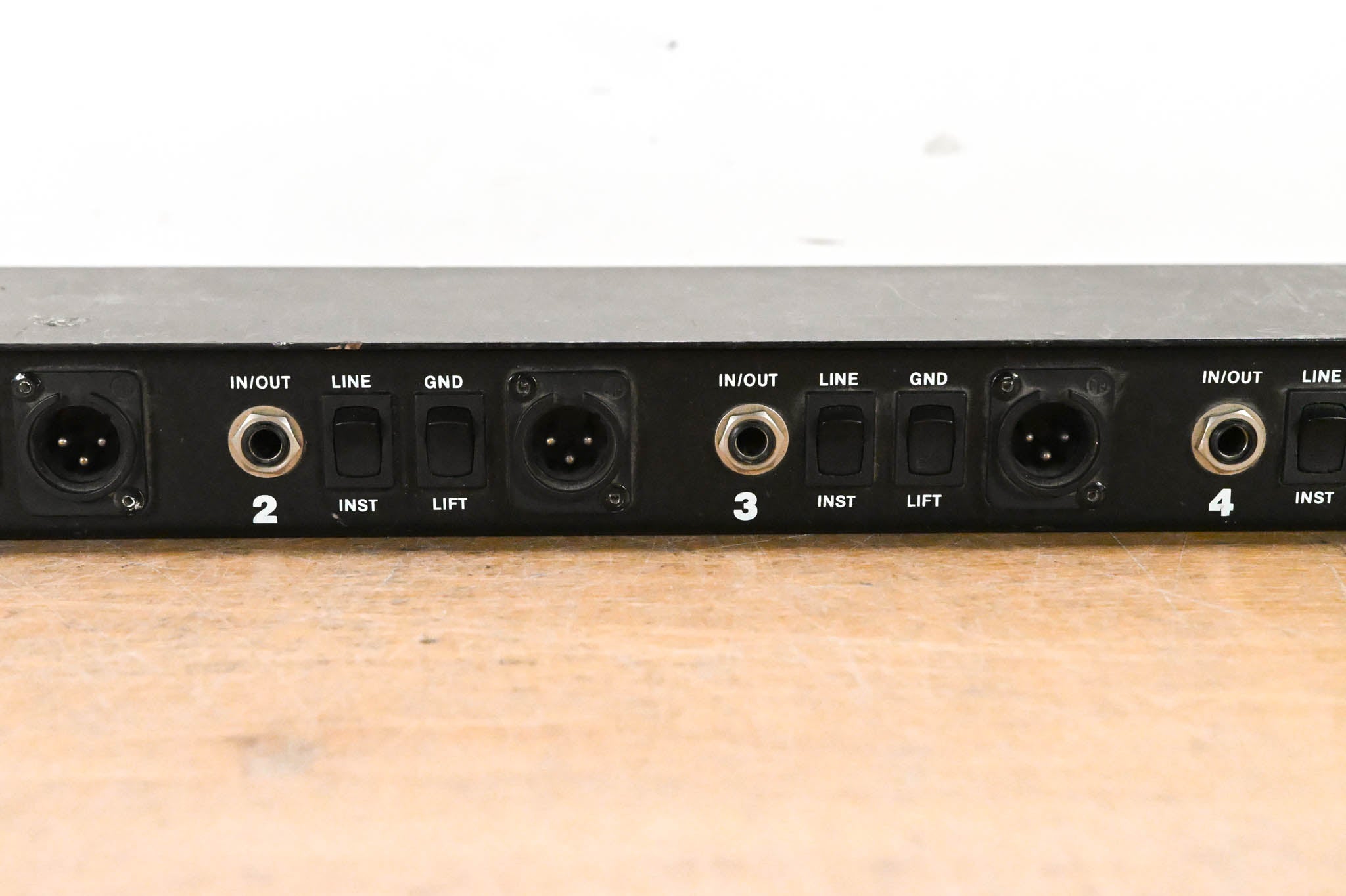 ProCo DB-4 4-Channel Passive Rackmount Direct Box