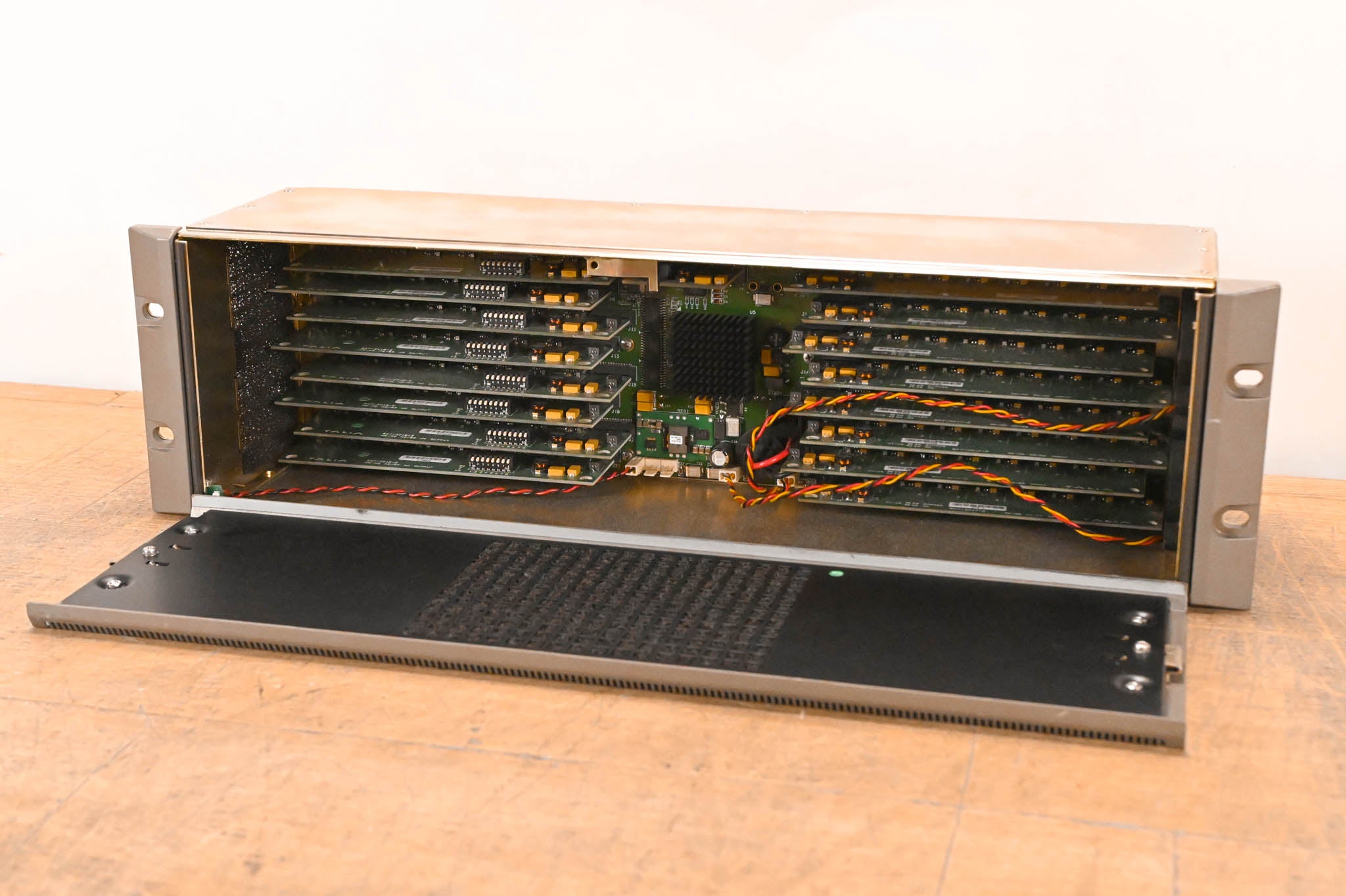 Codan Broadcast (Ross) NK-MD72 72 x 72 HD/SD SDI Router (NO PSU)