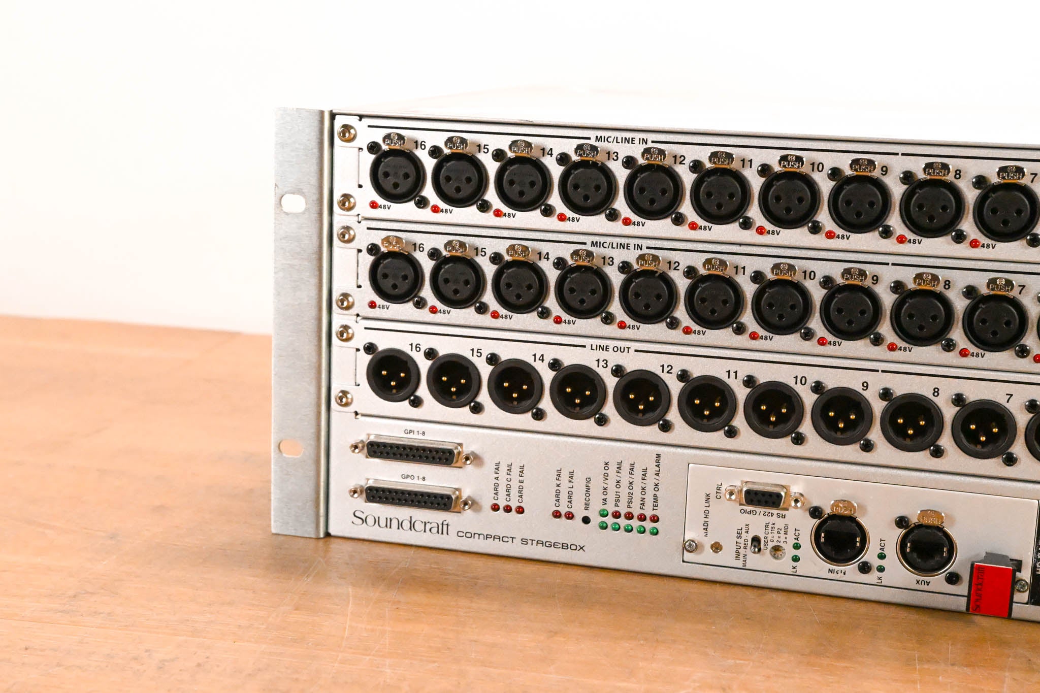 Soundcraft Compact Stagebox - 32 Mic/Line Inputs, 16 Line Outputs