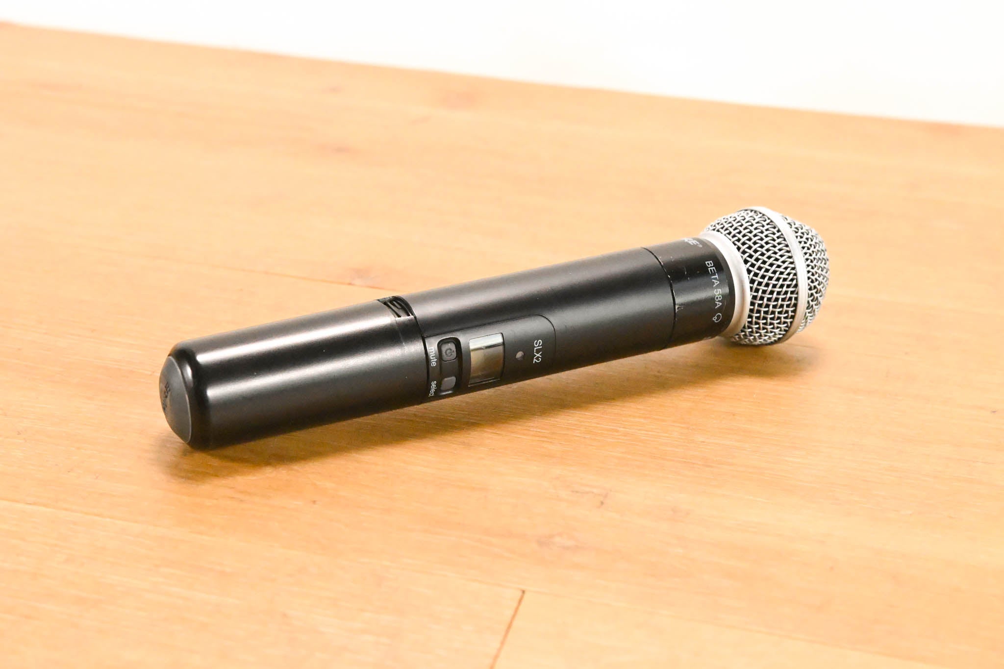 Shure SLX24/BETA58A Handheld Wireless System - H5 Band (NO POWER SUPPLY)