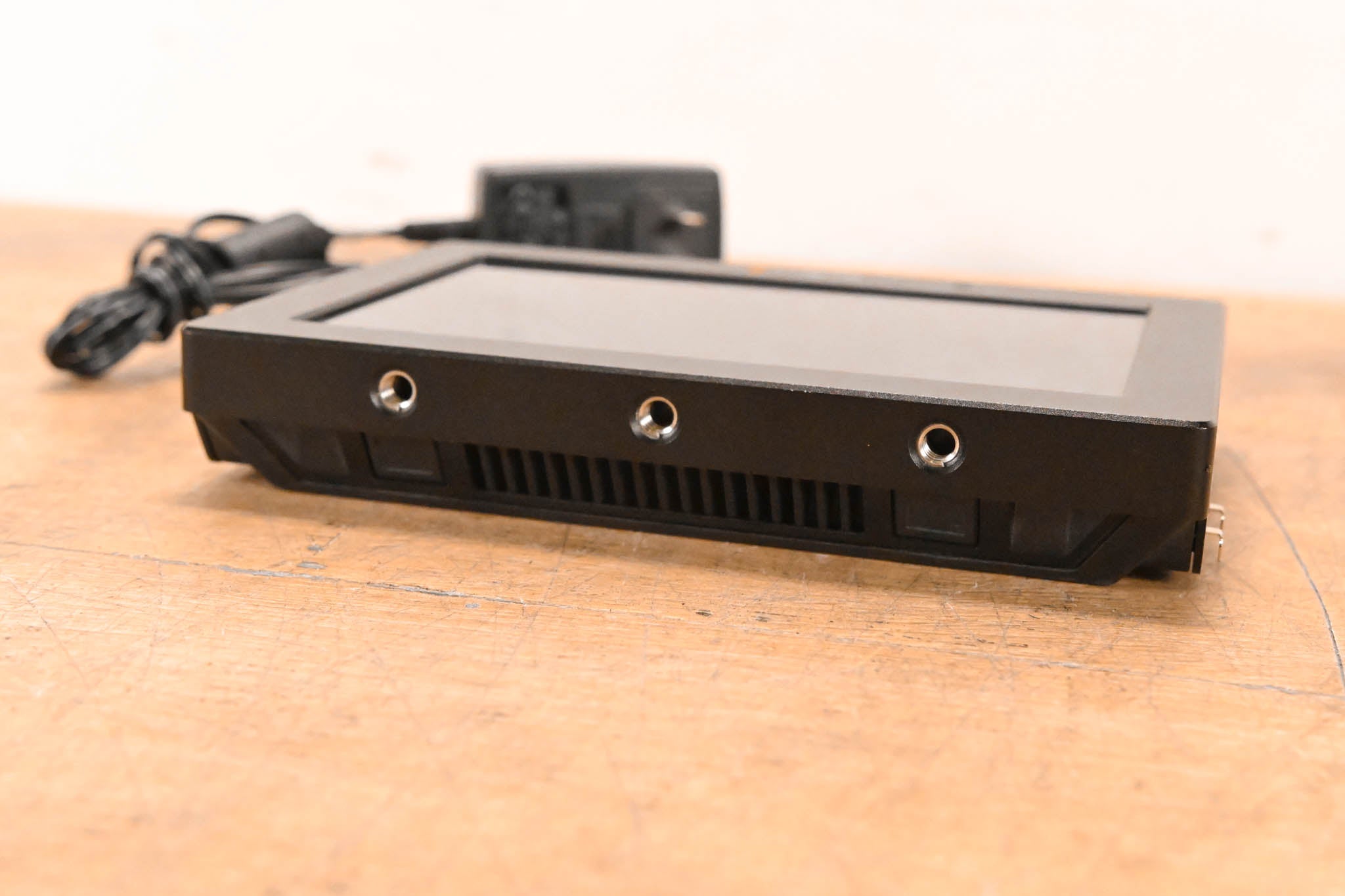 Blackmagic Design Video Assist 4K 7" Monitor/Recorder