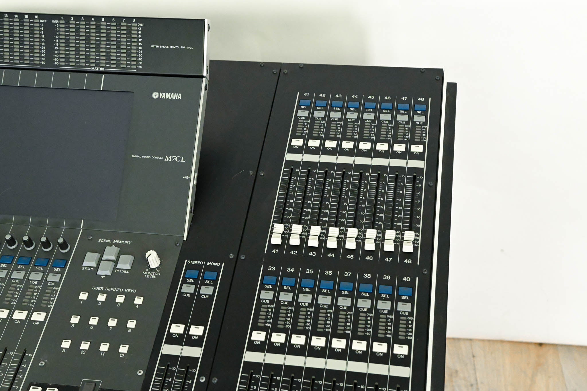 Yamaha M7CL-48 48-Channel Digital Audio Mixing Console