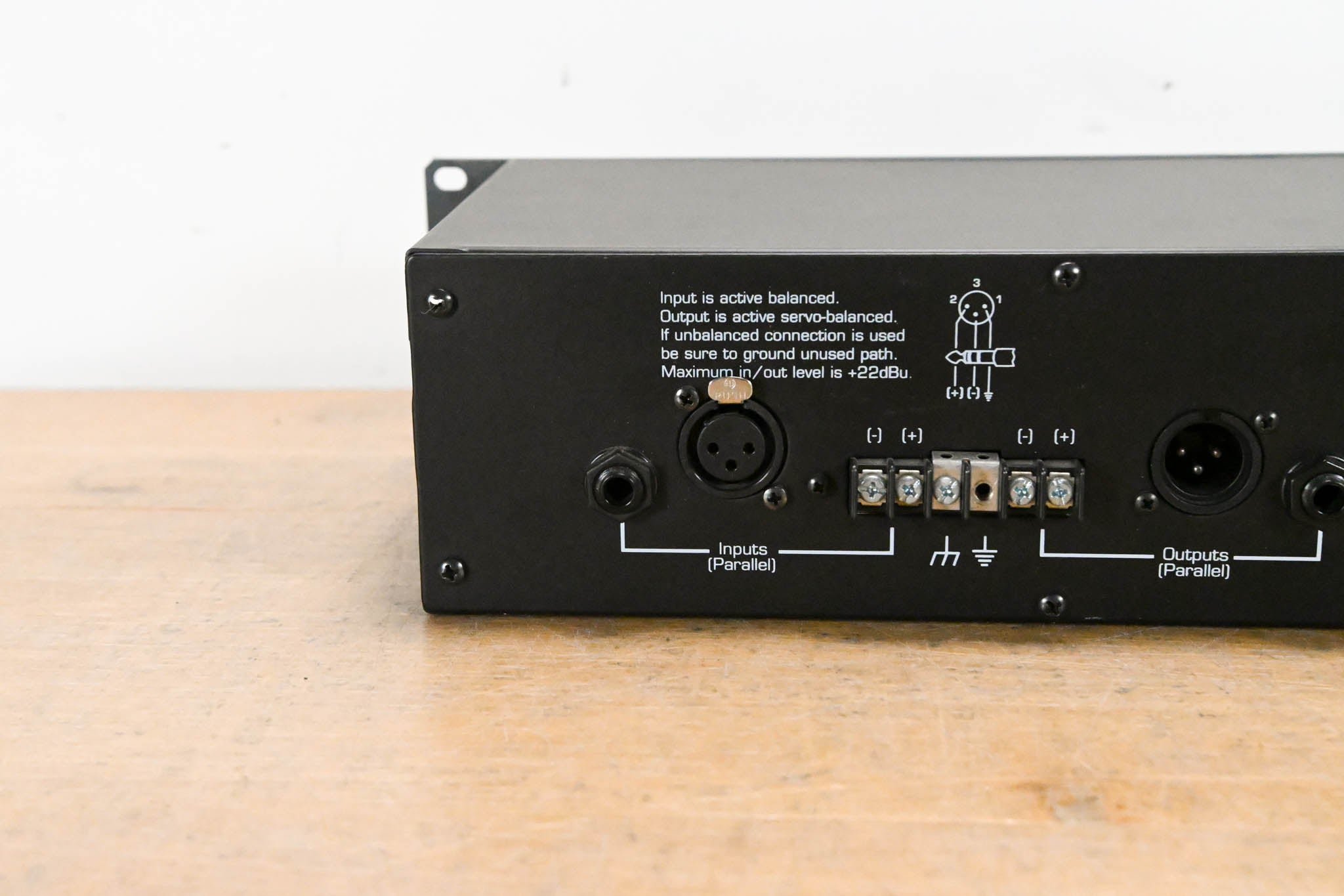 Ashly GQX-3101 31-Band 1/3 Octave Graphic Equalizer