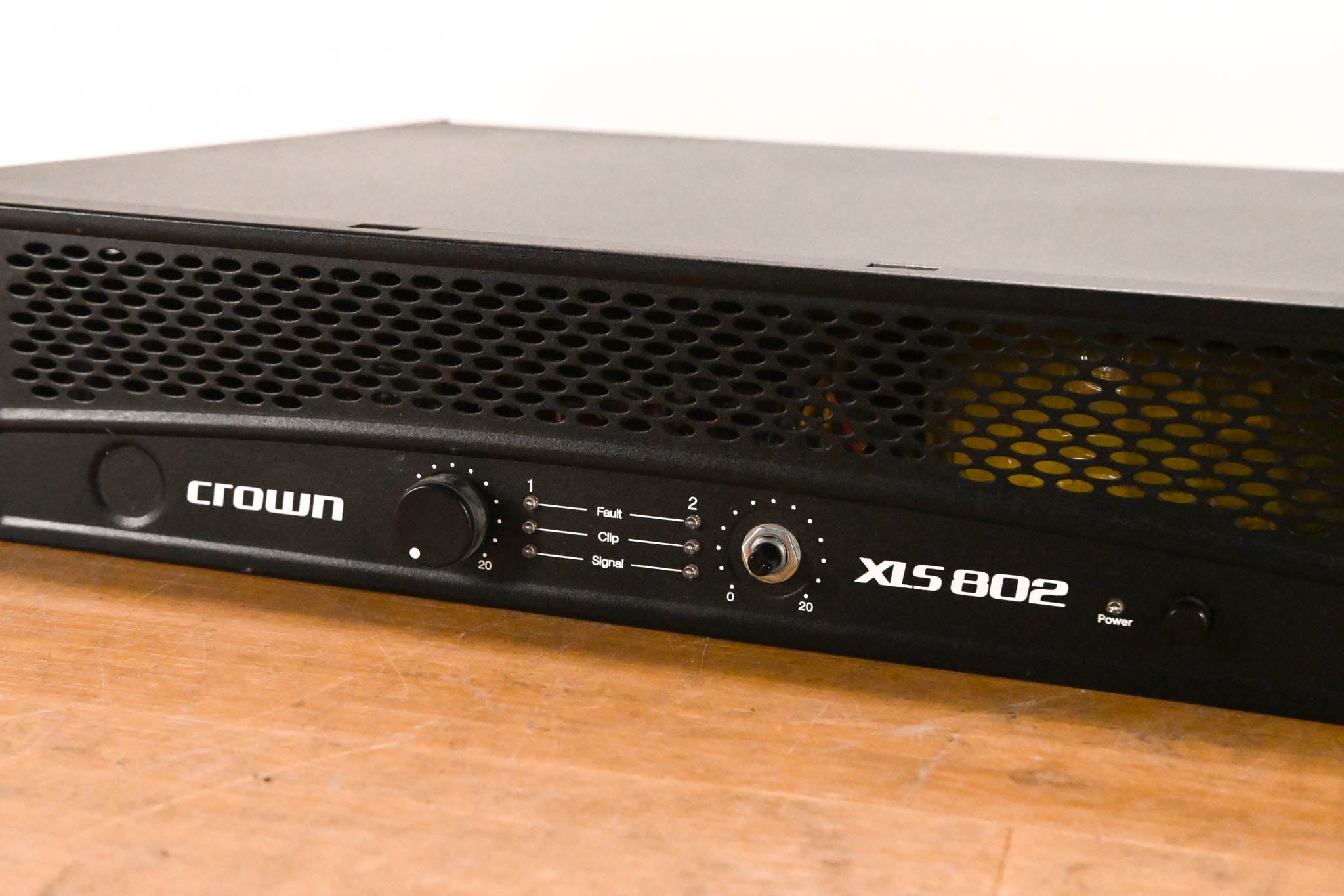 Crown XLS 802 2-Channel Power Amplifier