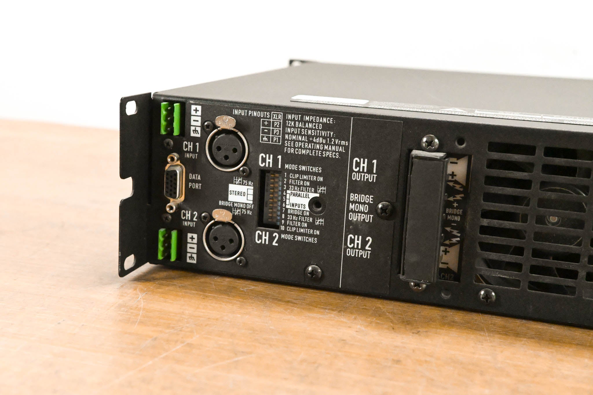 QSC CX302 2-Channel Power Amplifier