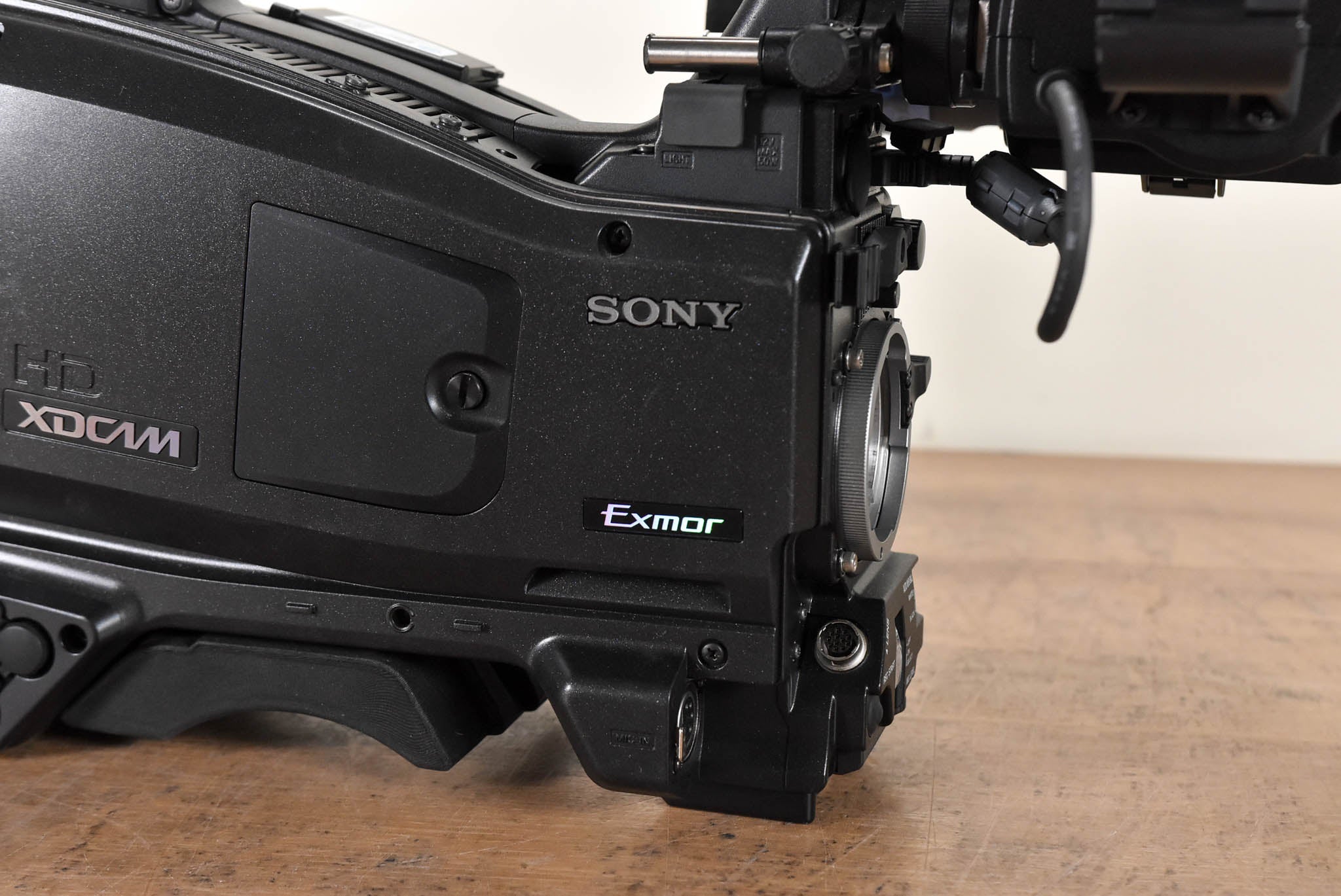 Sony PXW-X320 XDCAM Solid State Memory Camcorder