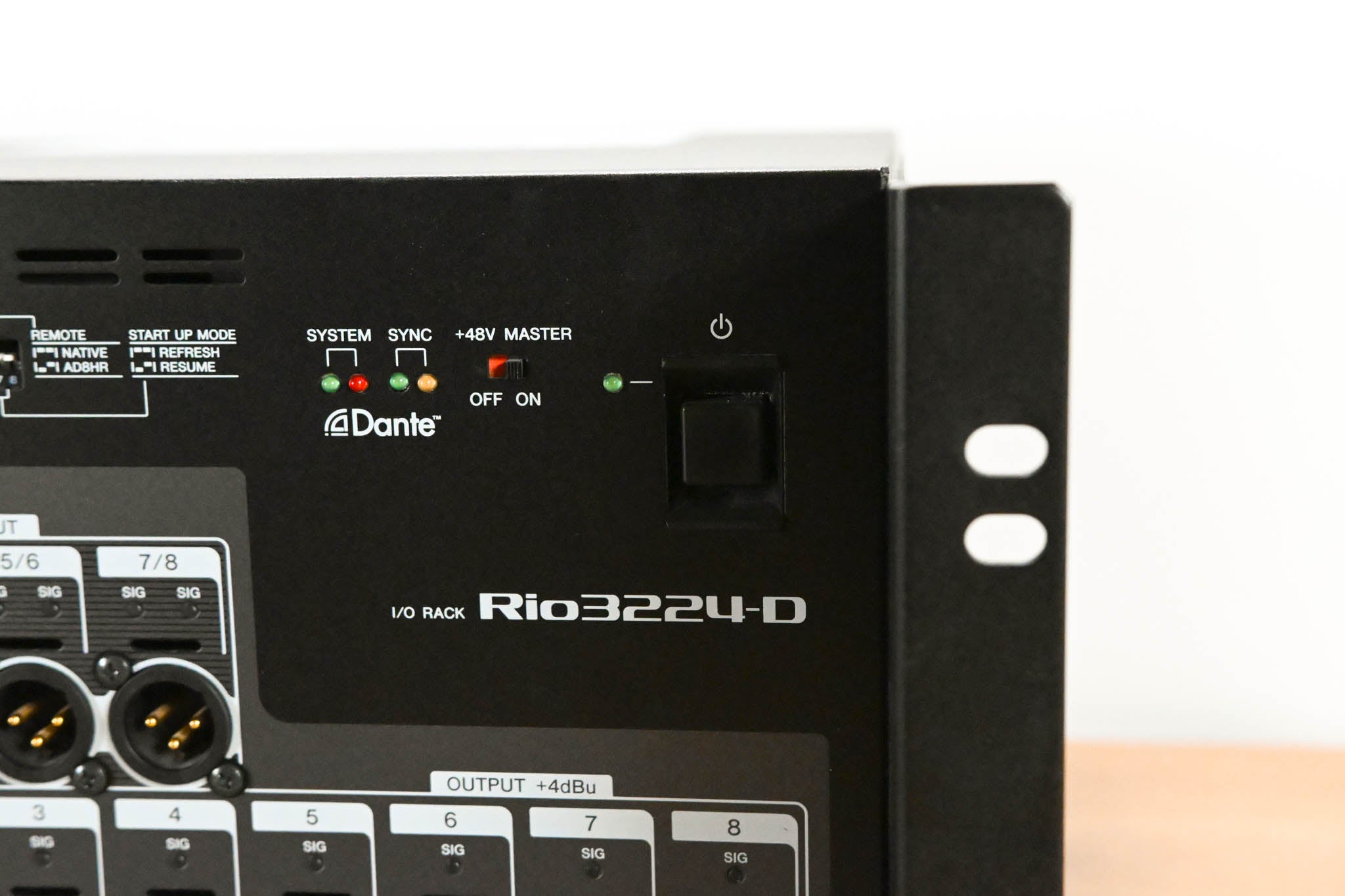 Yamaha Rio3224-D Rio Series 32x16 Remote Stage Box