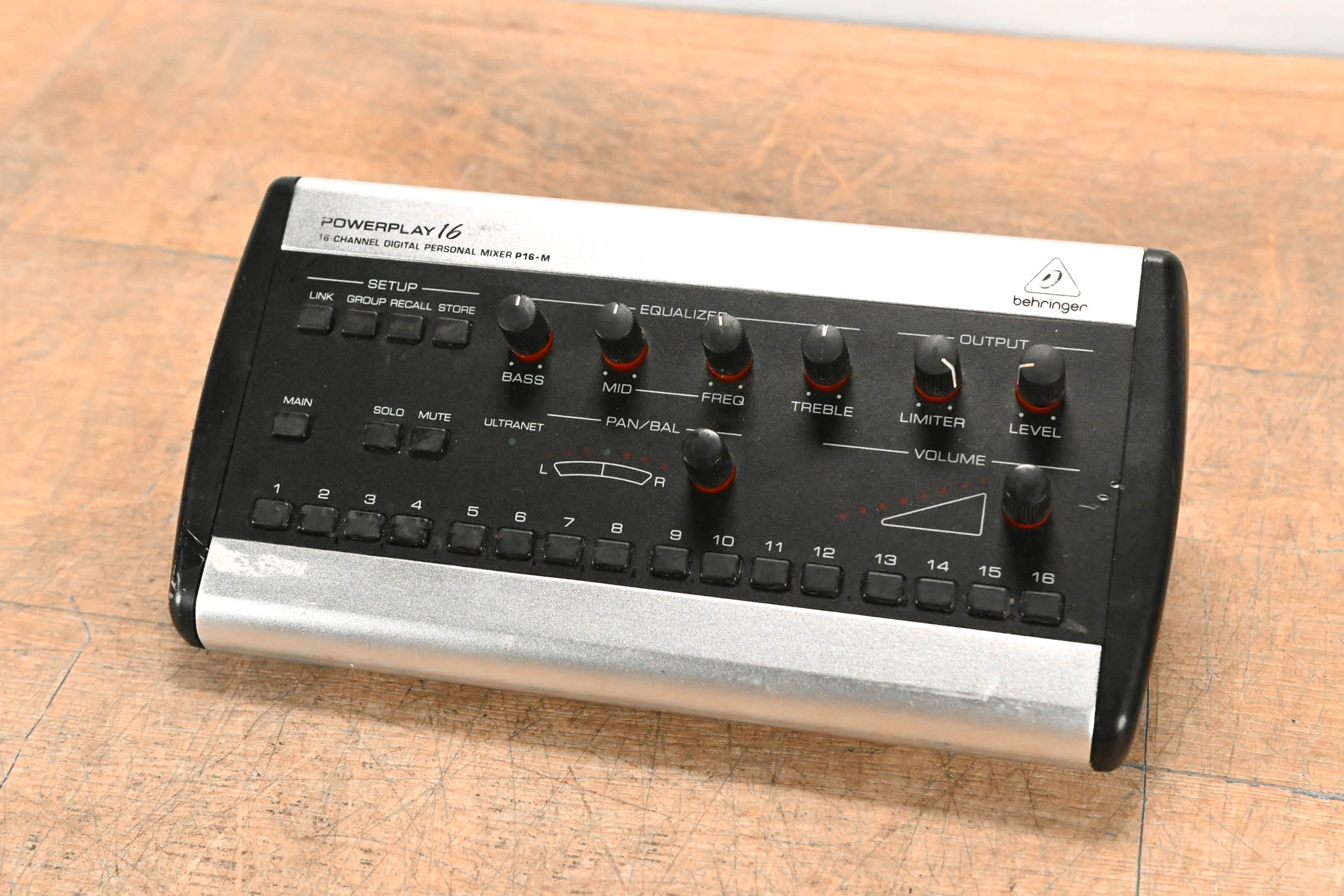 Behringer Powerplay P16-M 16-Channel Digital Personal Mixer
