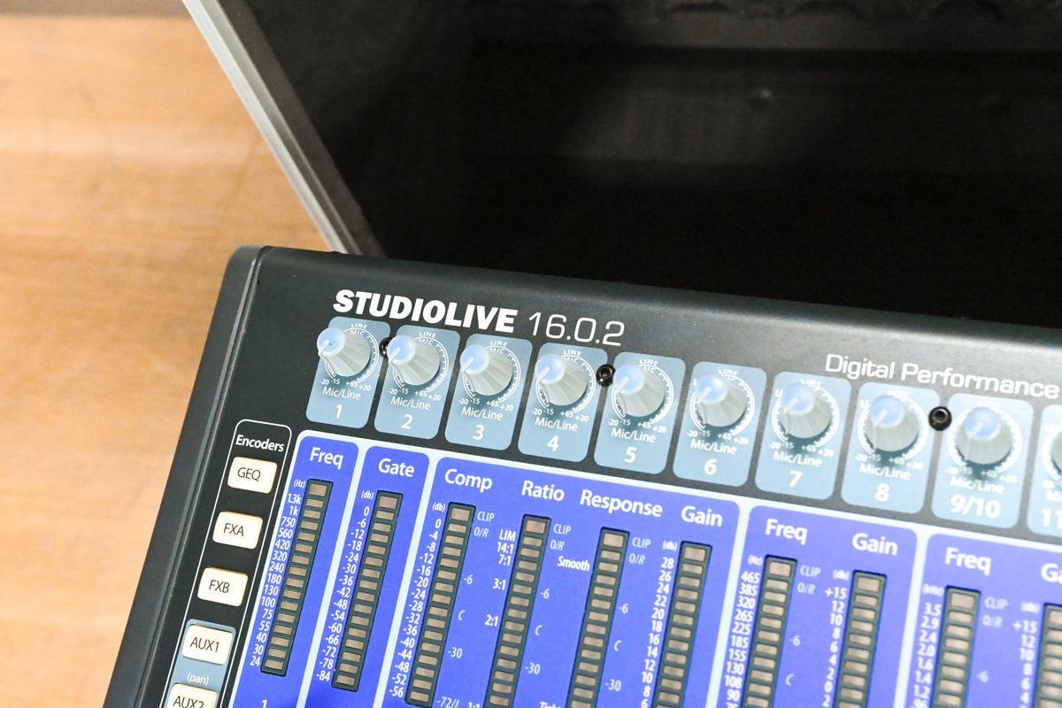 PreSonus StudioLive 16.0.2 16-Channel Digital Mixer w/ Road Case