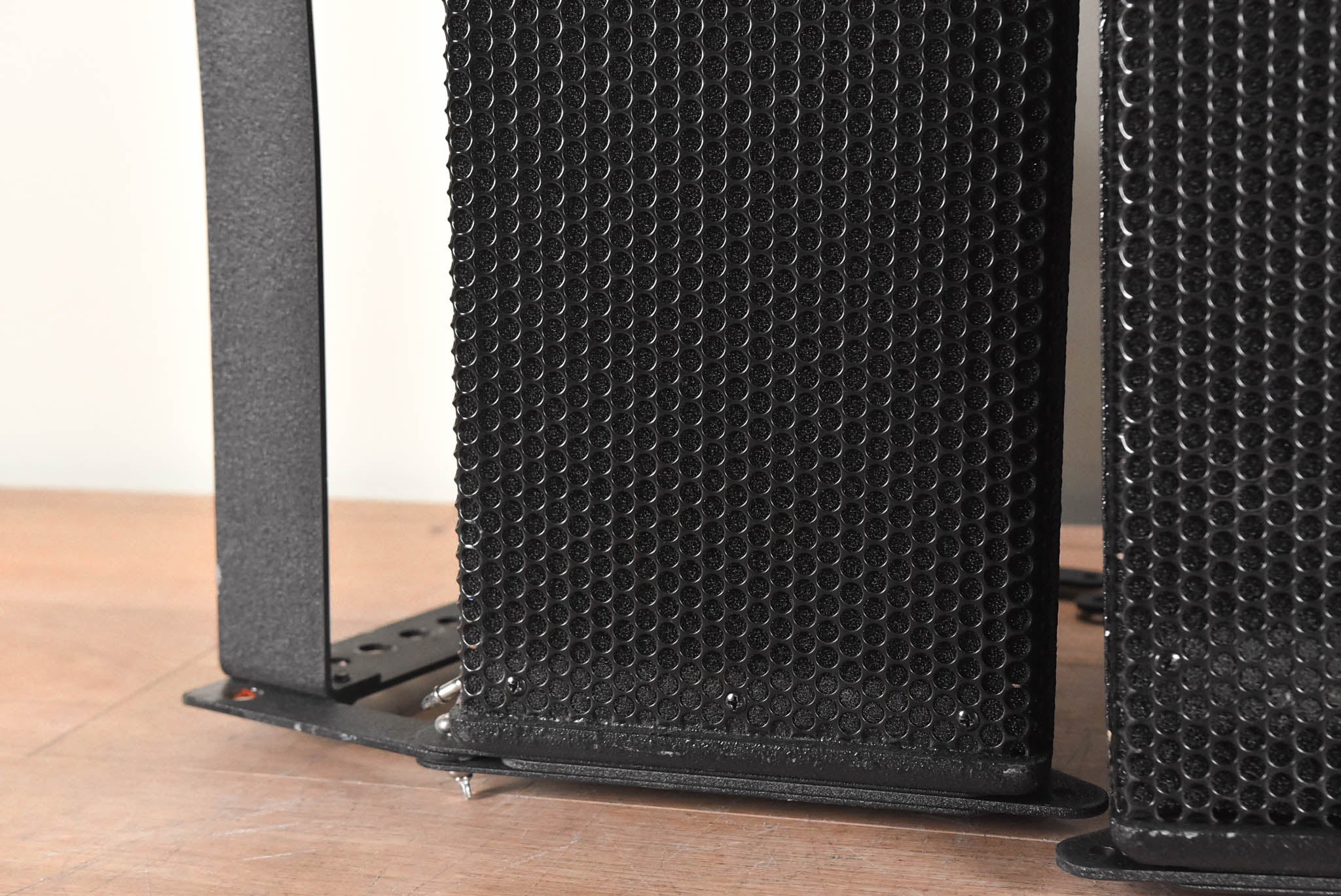 SLS LS6500 Full-Range Bi-Amped Line Array Module (PAIR)