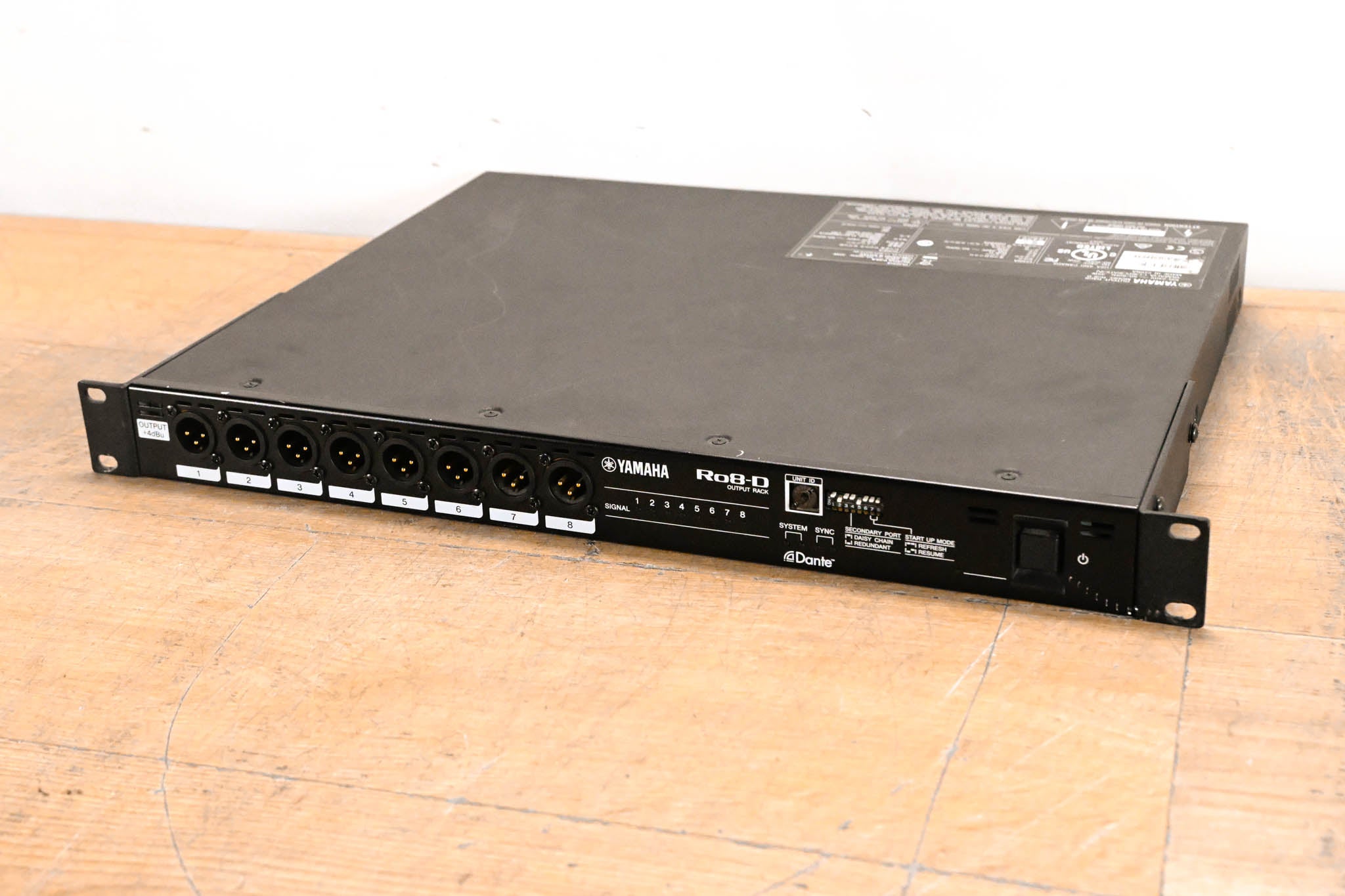 Yamaha Ro8-D Rio Series 8-Channel Remote Output Rack w/ Dante