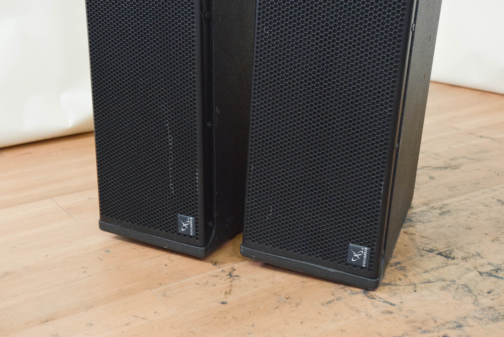 WorxAudio V8i Two-Way Line Array Loudspeaker (PAIR)