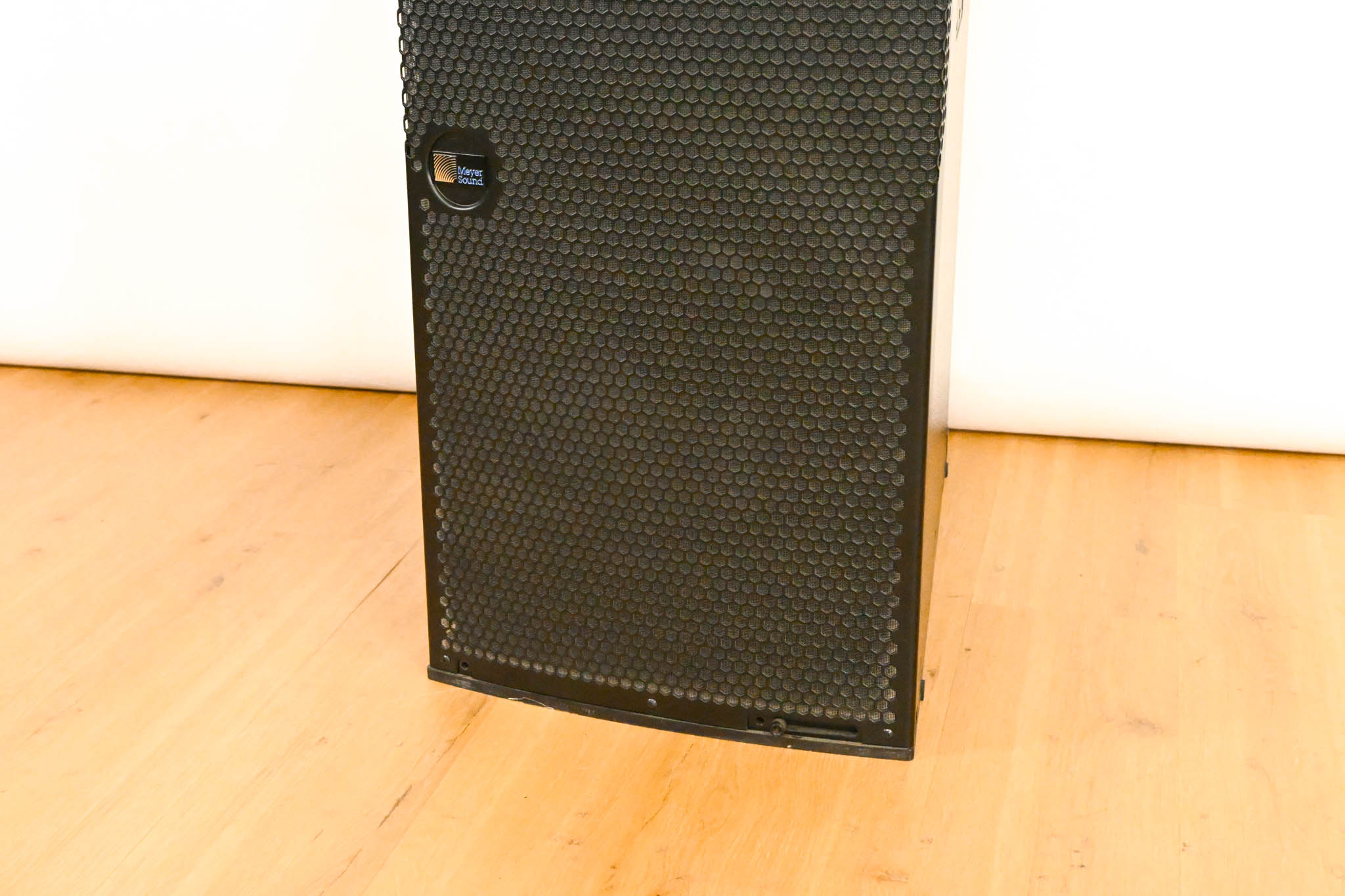 Meyer Sound JM-1P 15" Active Arrayable Loudspeaker