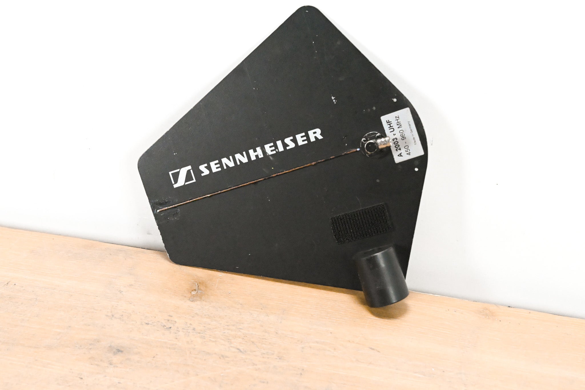 Sennheiser A-2003-UHF Passive Directional Antenna - 450-960 MHz