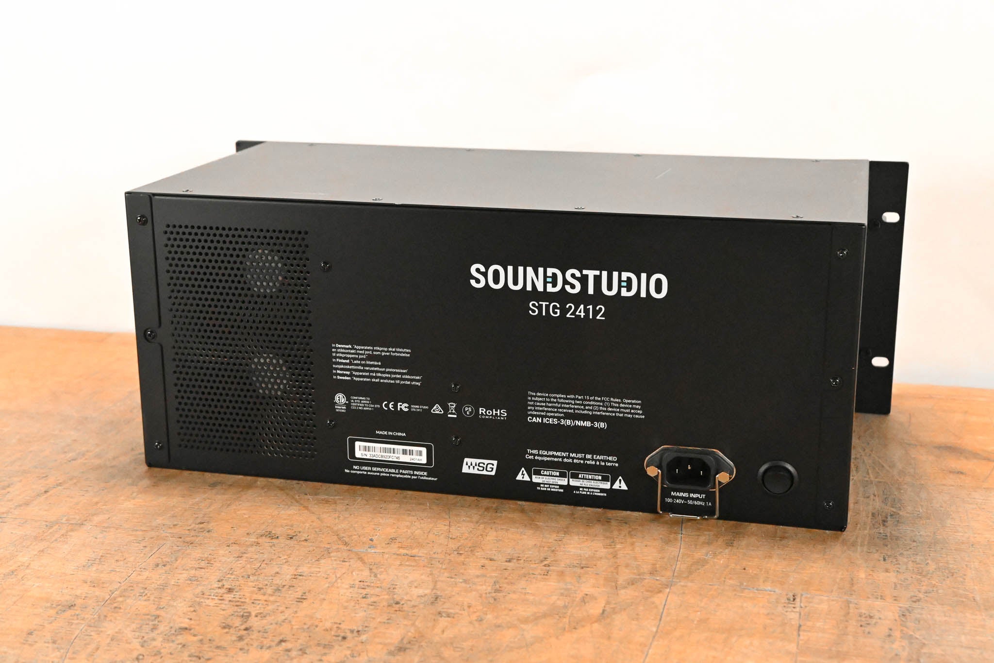 Waves SoundStudio STG-2412 3U 24x12 Stagebox for the eMotion LV1 Mixer