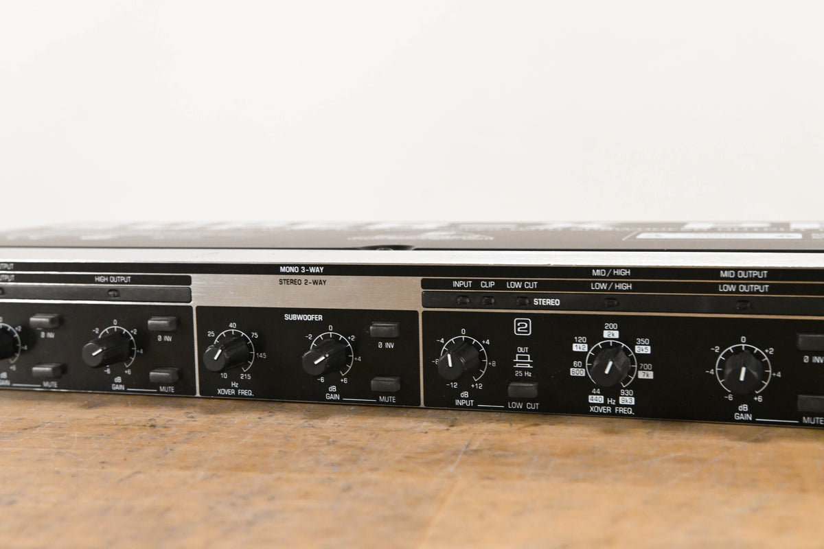 Behringer SUPER-X PRO CX2310 Stereo 2-Way/Mono 3-Way Crossover
