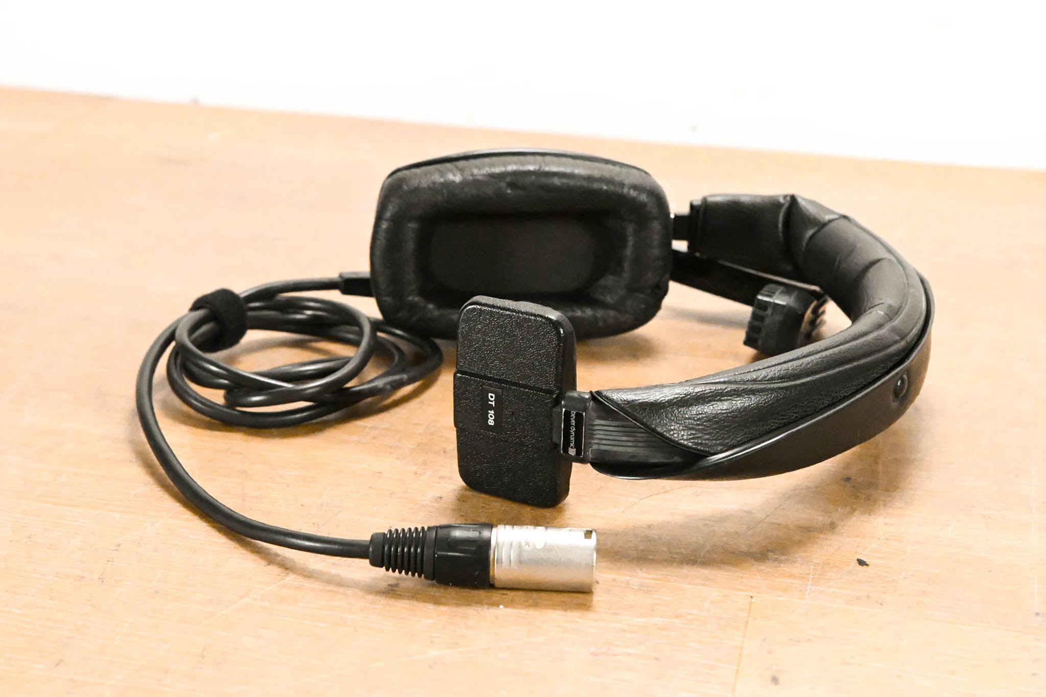 Beyerdynamic DT 108 Single-Ear Headset with Dynamic Microphone